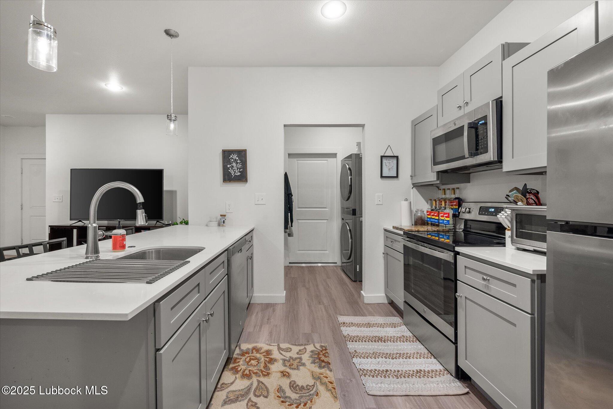 1203 N Evanston Avenue Property Photo 11