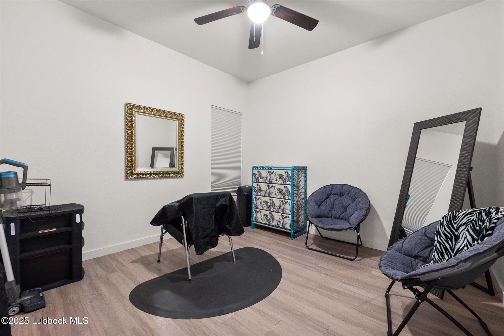 1203 N Evanston Avenue Property Photo 18