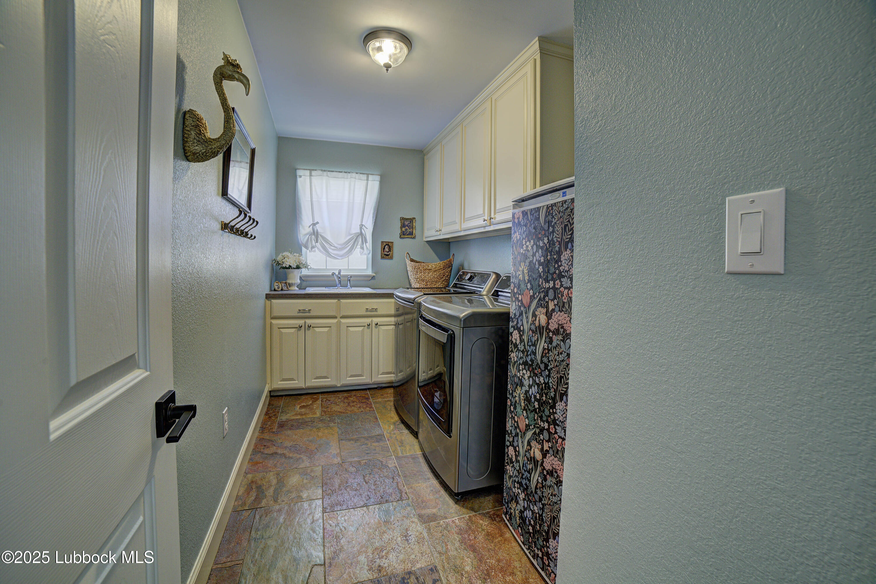 9204 Gardner Avenue Property Photo 34