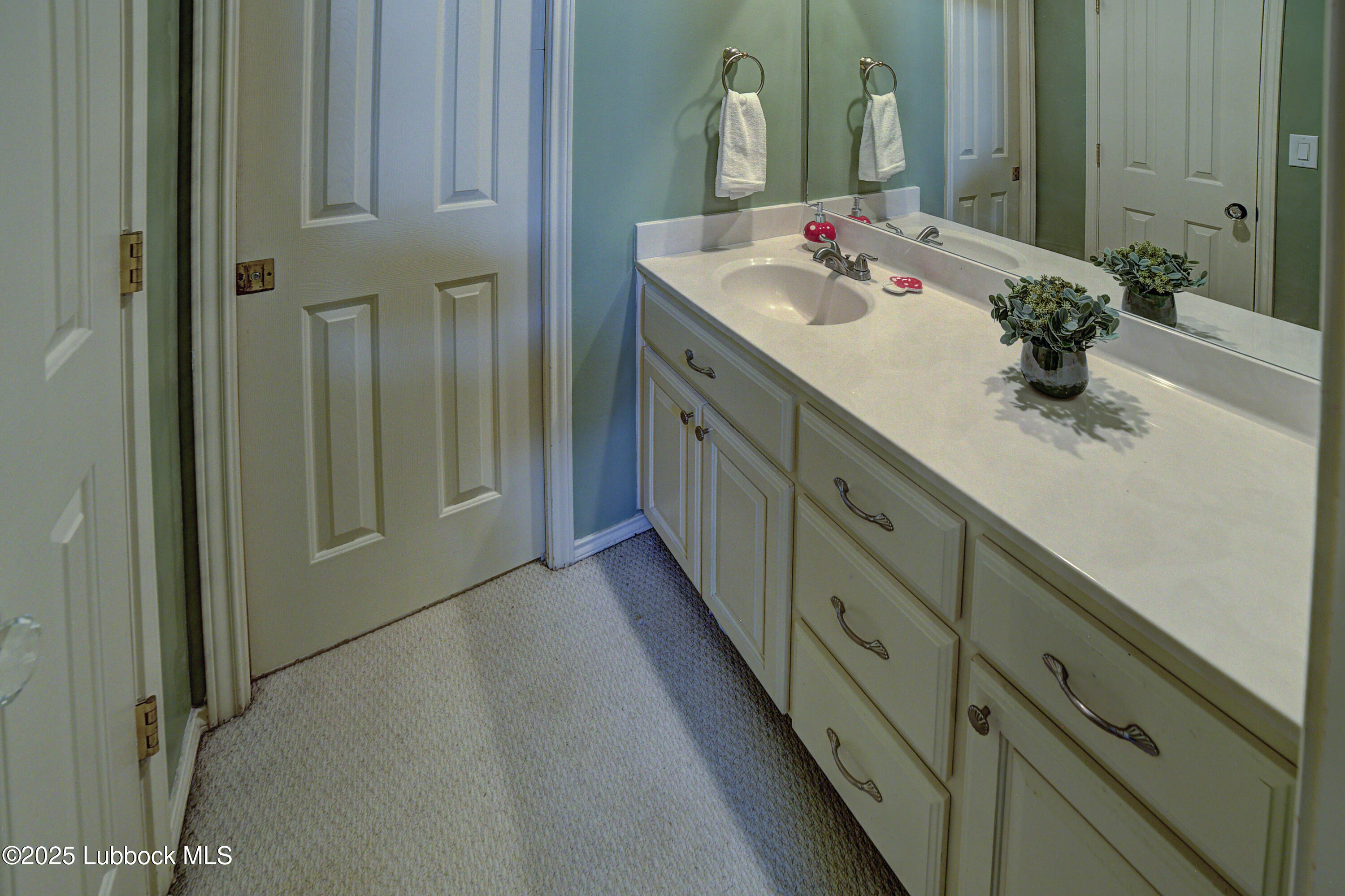 9204 Gardner Avenue Property Photo 37