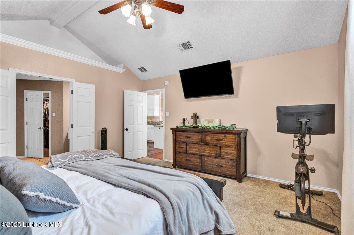 5004 102nd Street Property Photo 16