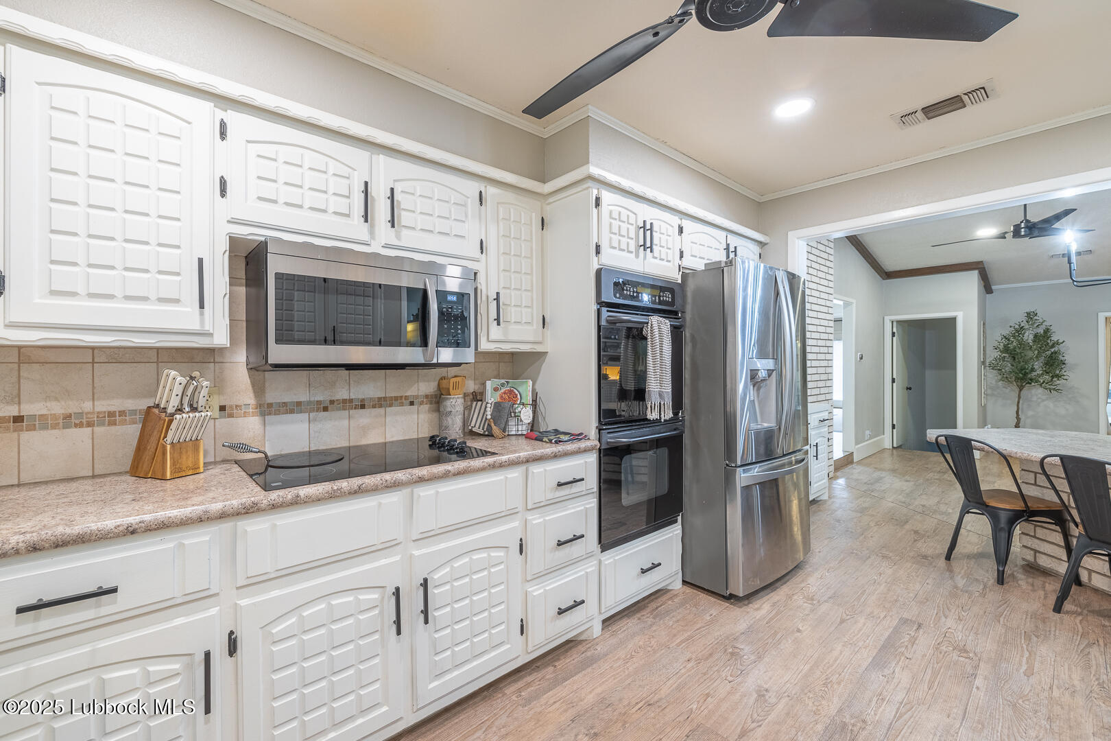 2034 Mustang Drive Property Photo 16