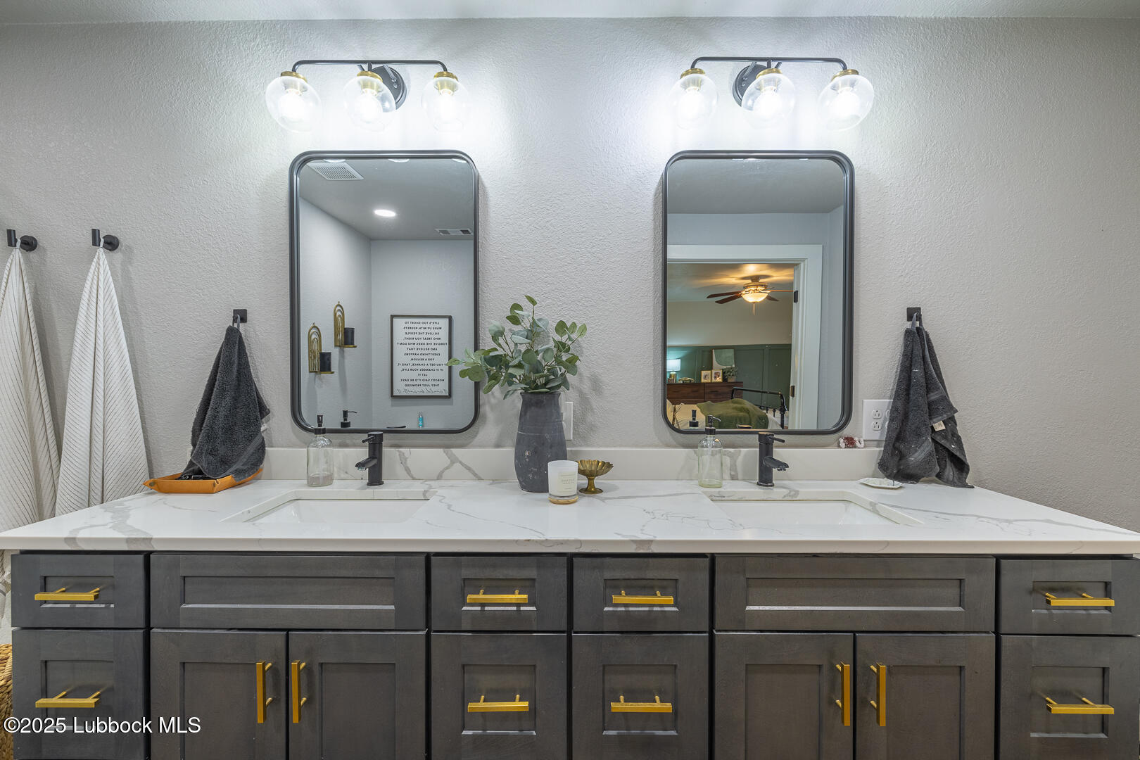 2034 Mustang Drive Property Photo 44