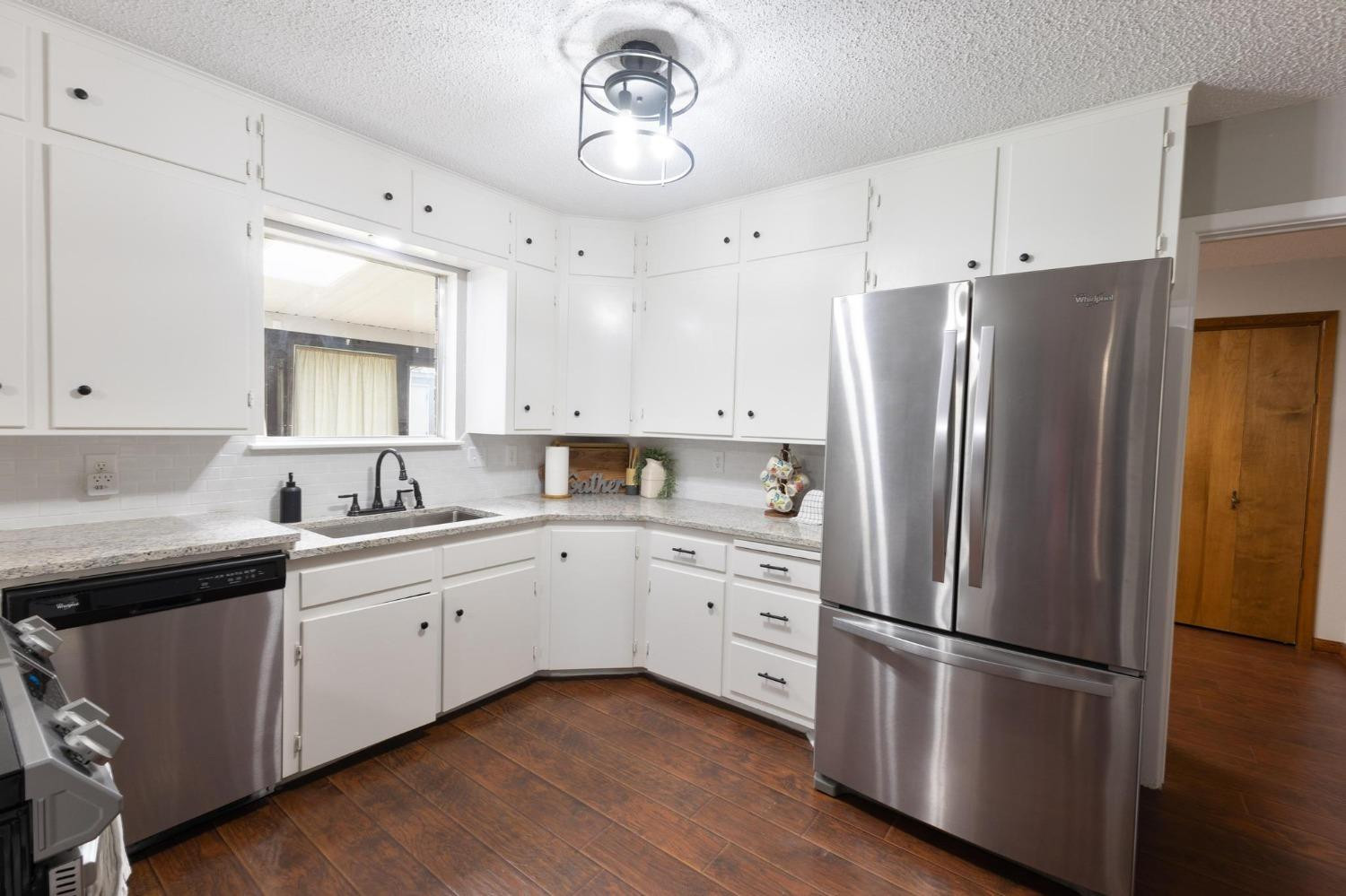 1102 15th Street Property Photo 10