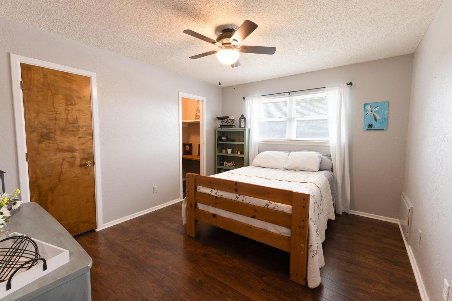 1102 15th Street Property Photo 22