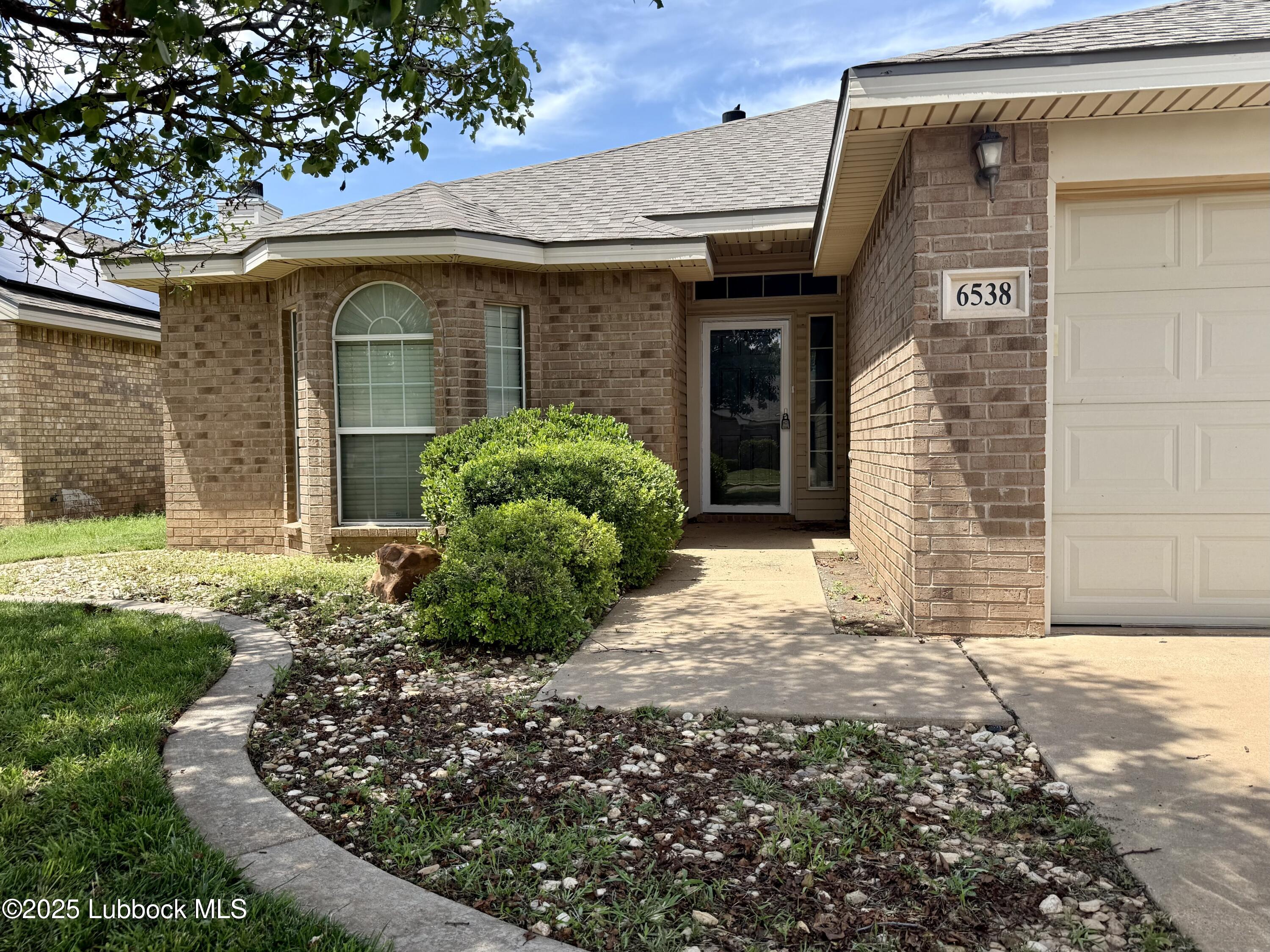 6538 88th Street Property Photo 1