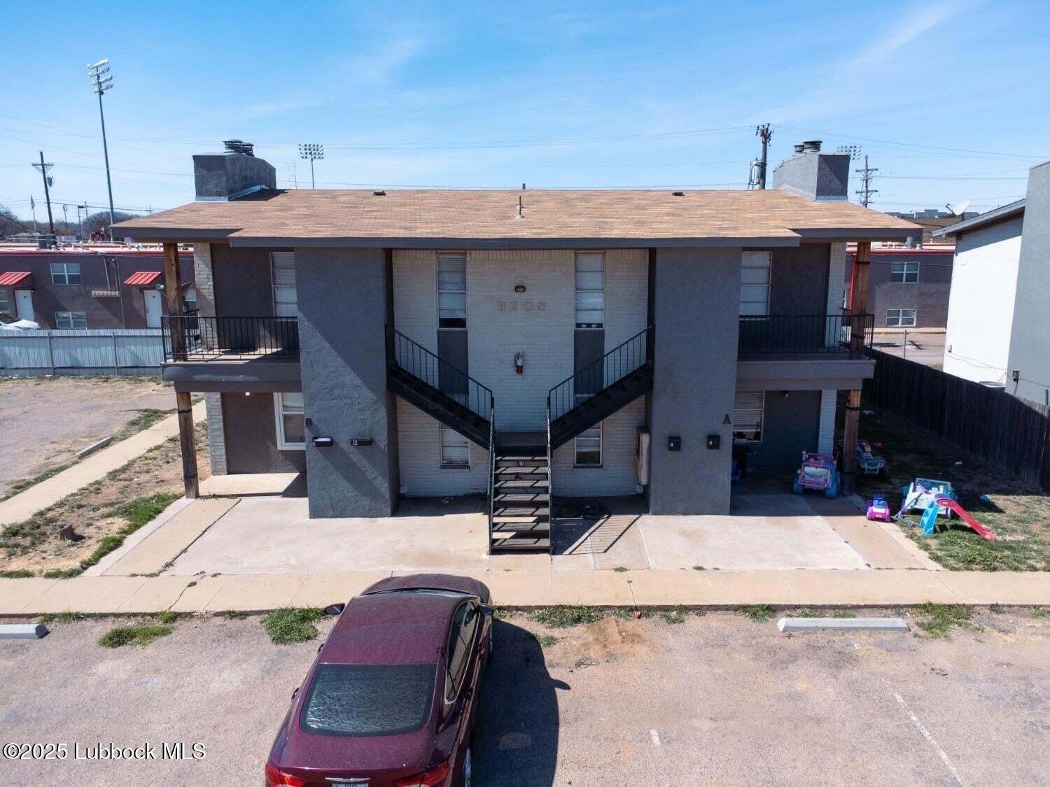3208 Salisbury Avenue Property Photo 1