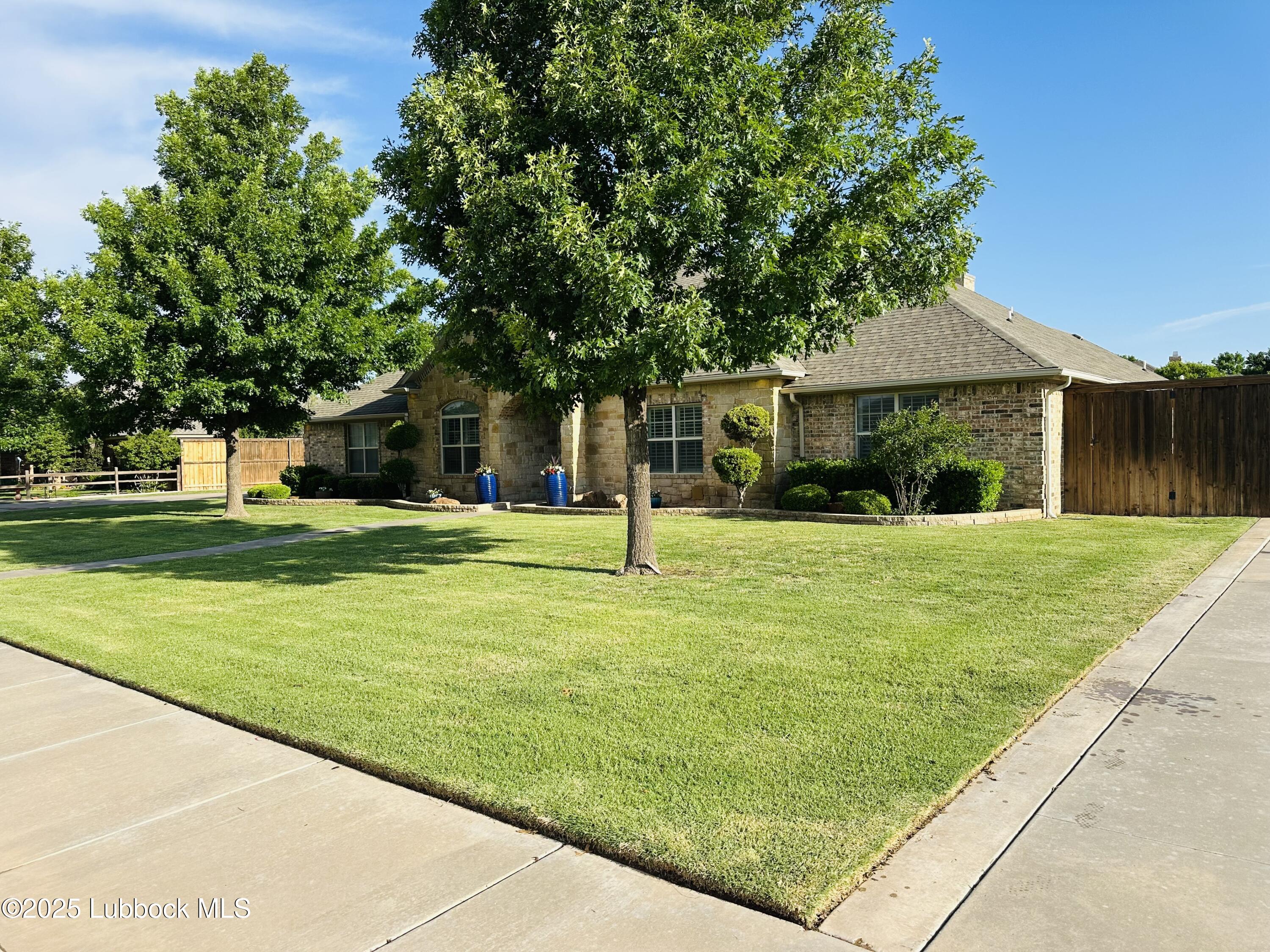 6310 112th Street Property Photo 4