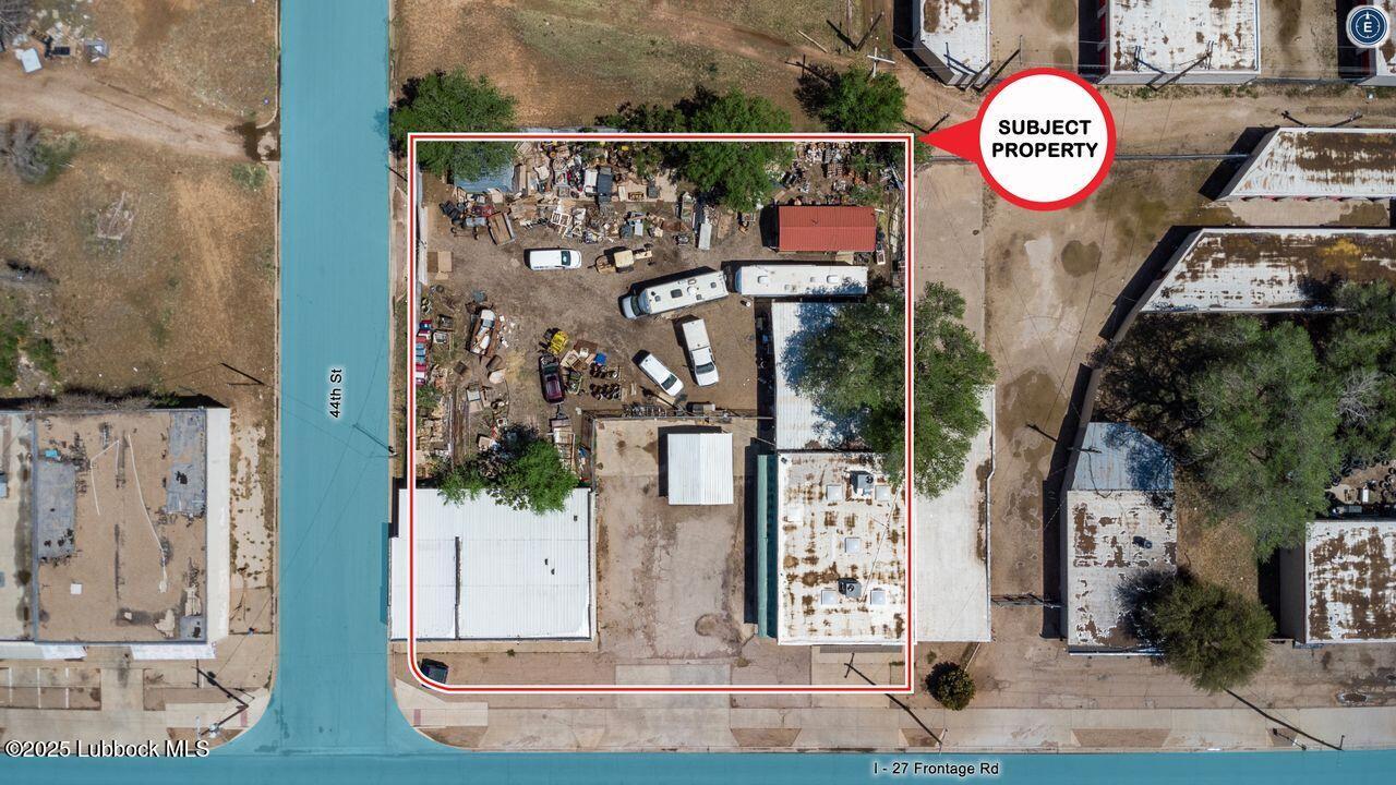 4411 & 4403 I-27 Property Photo 3