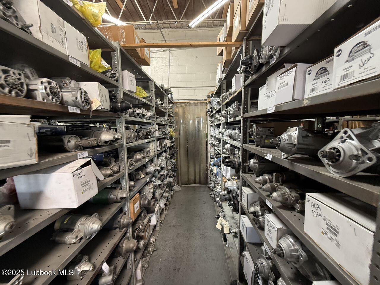 4411 & 4403 I-27 Property Photo 10