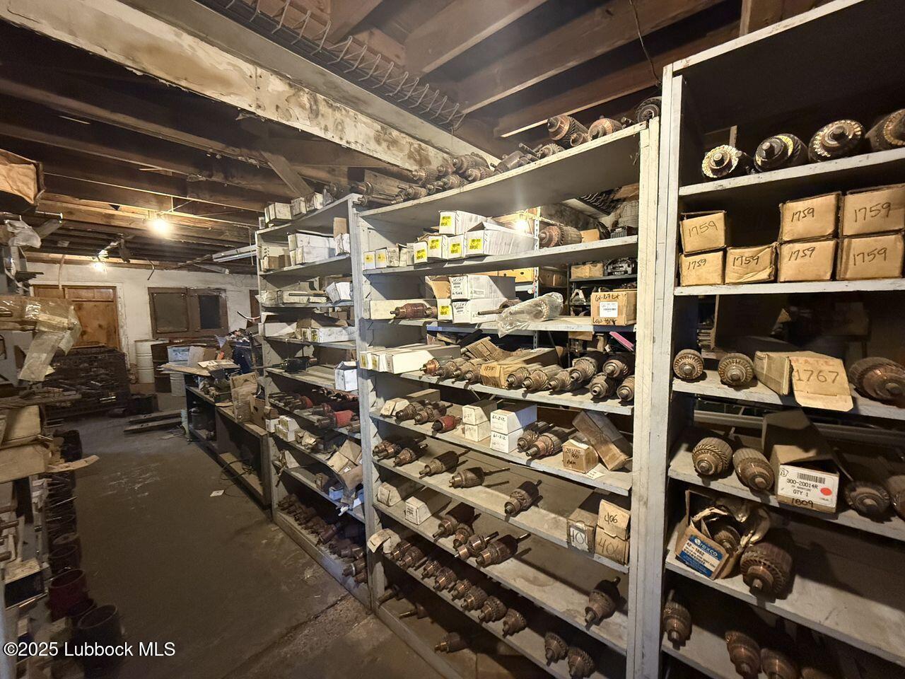 4411 & 4403 I-27 Property Photo 22