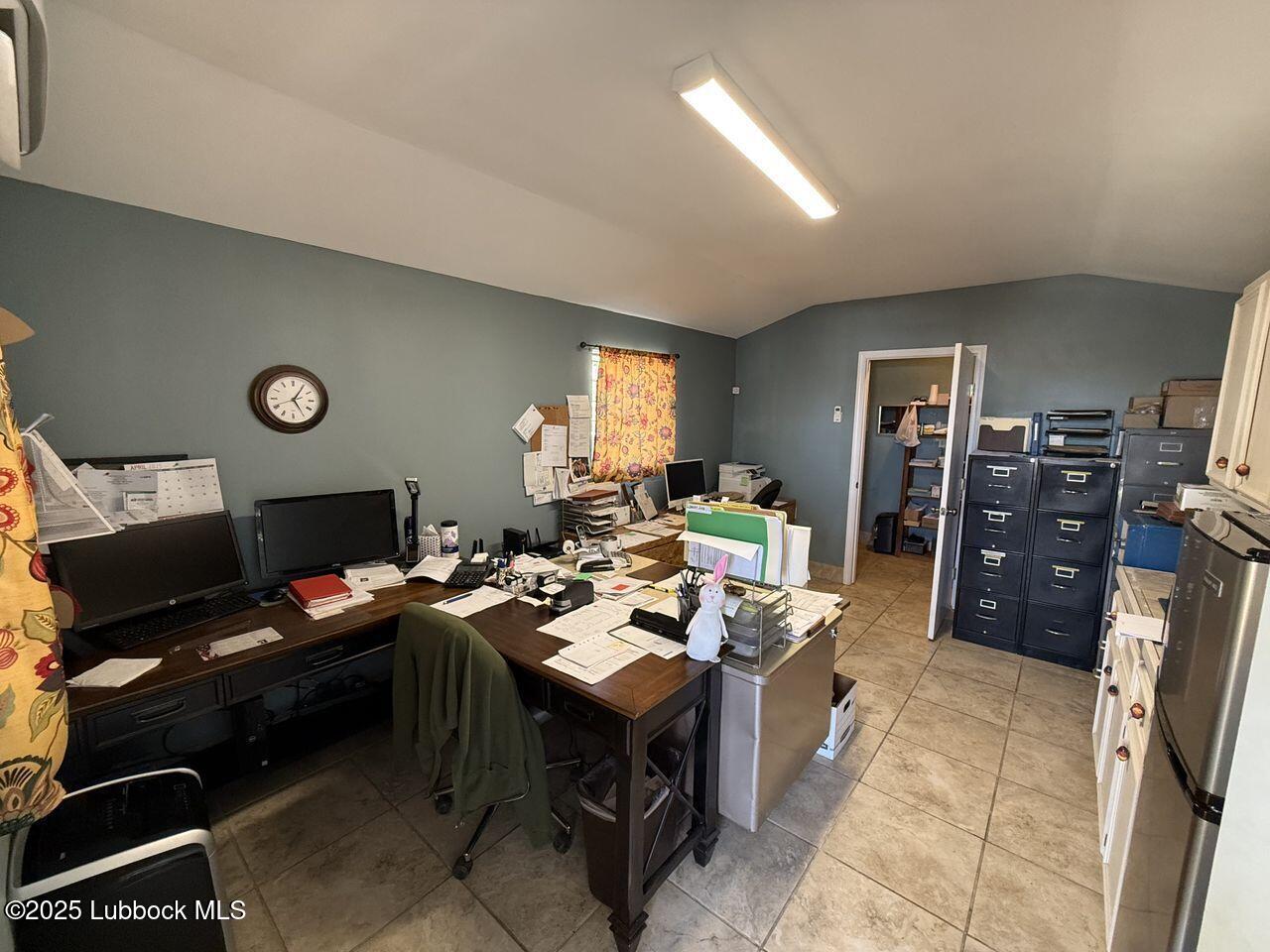 4411 & 4403 I-27 Property Photo 29