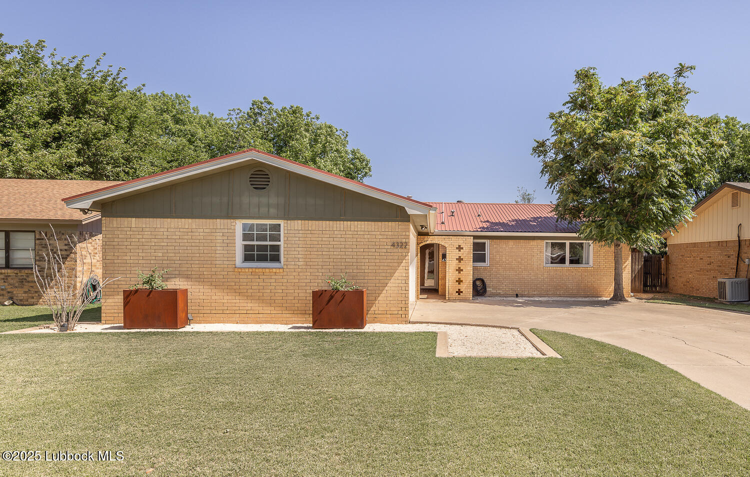 4322 57th Street Property Photo 1