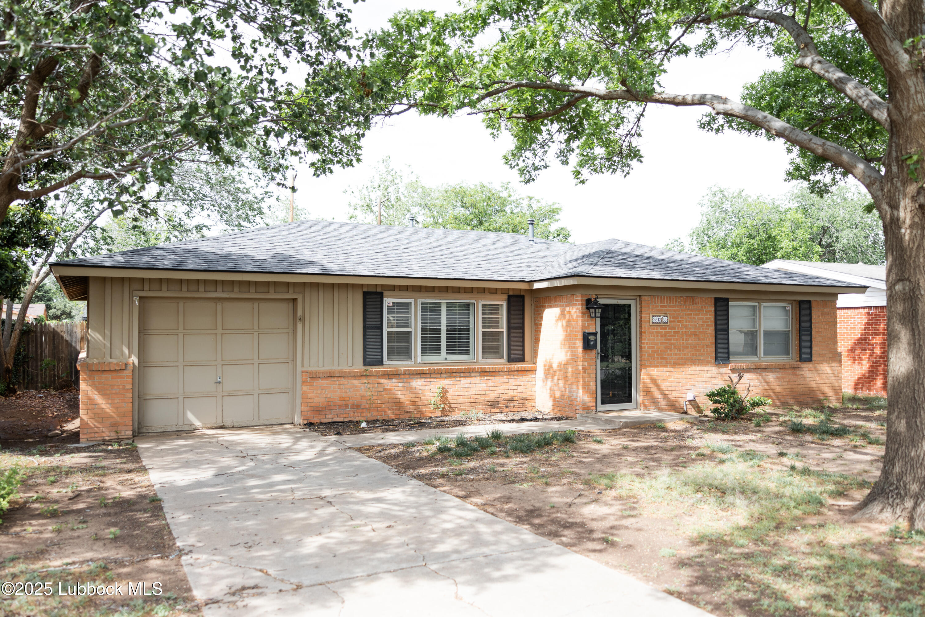 2812 55th Street Property Photo