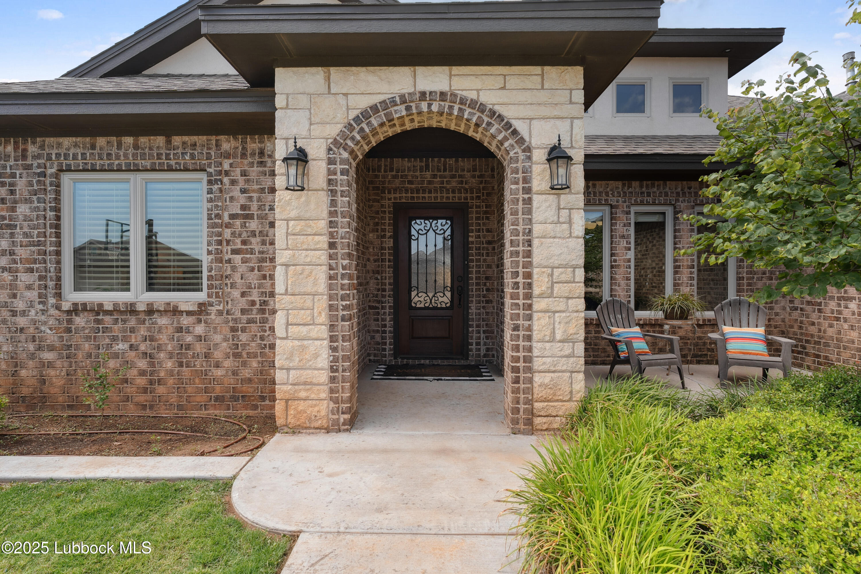 1112 17th Street Property Photo 1
