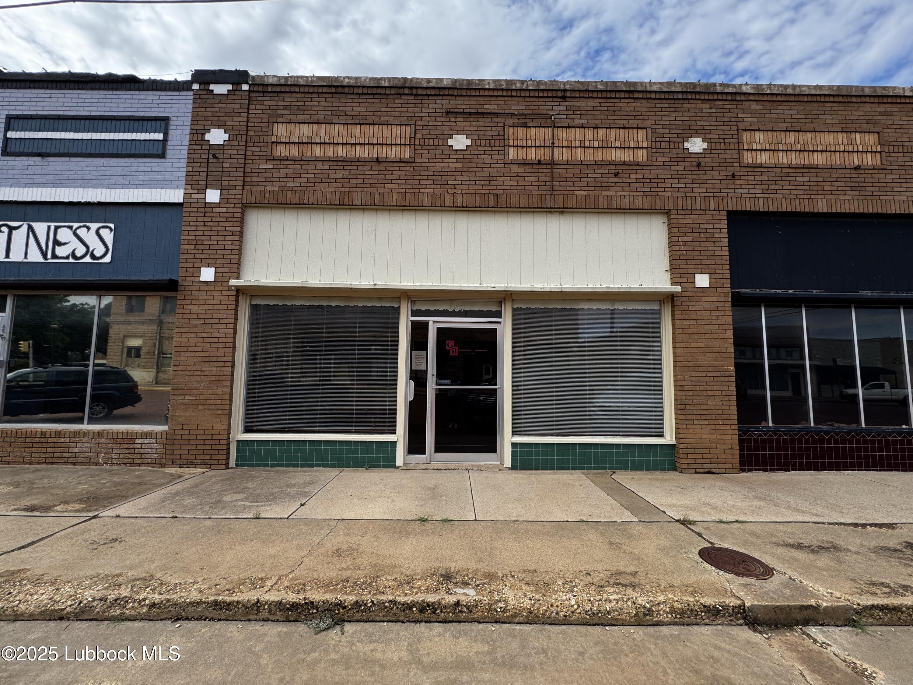 507 S 1st Street Property Photo 1