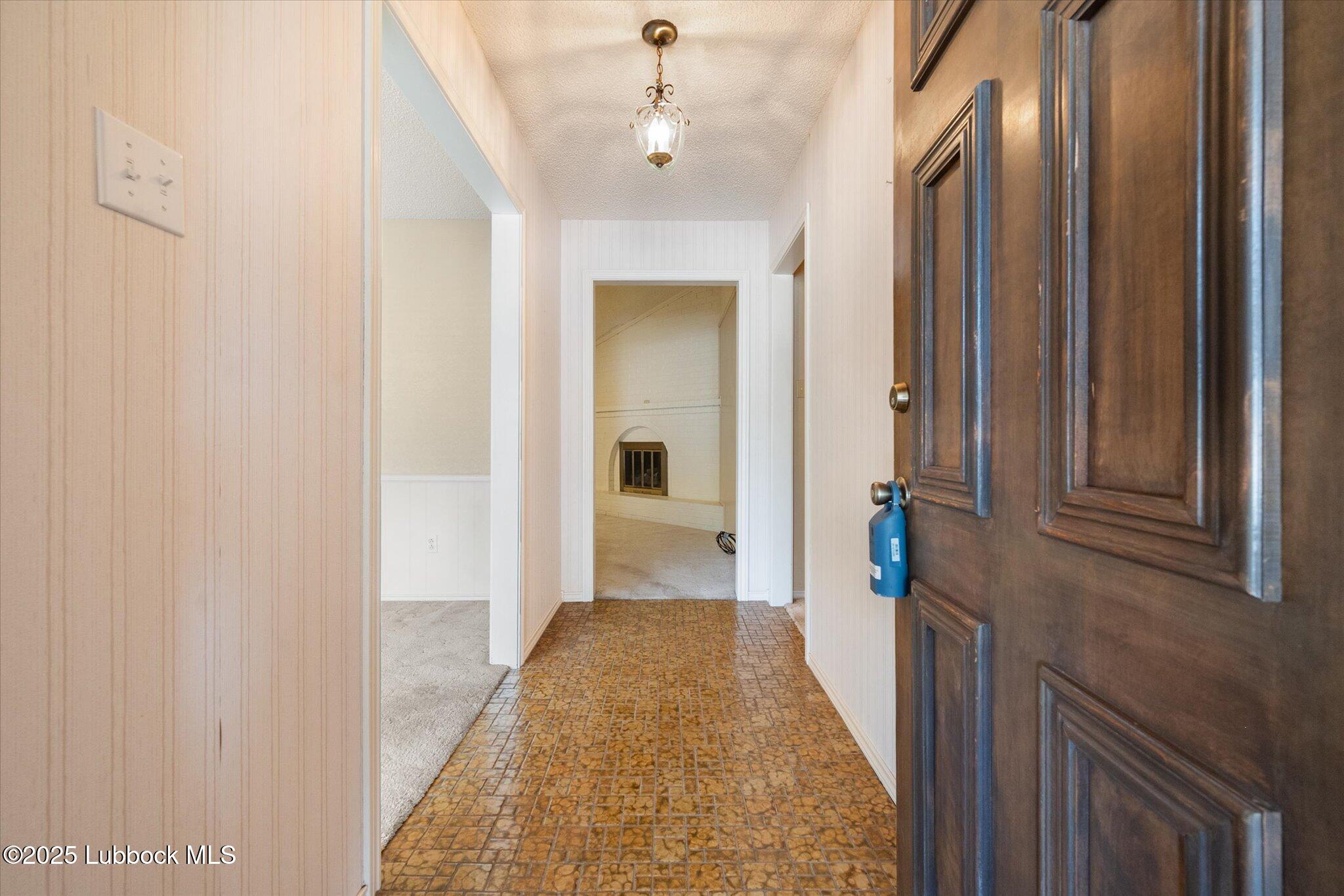 5727 68th Street Property Photo 3