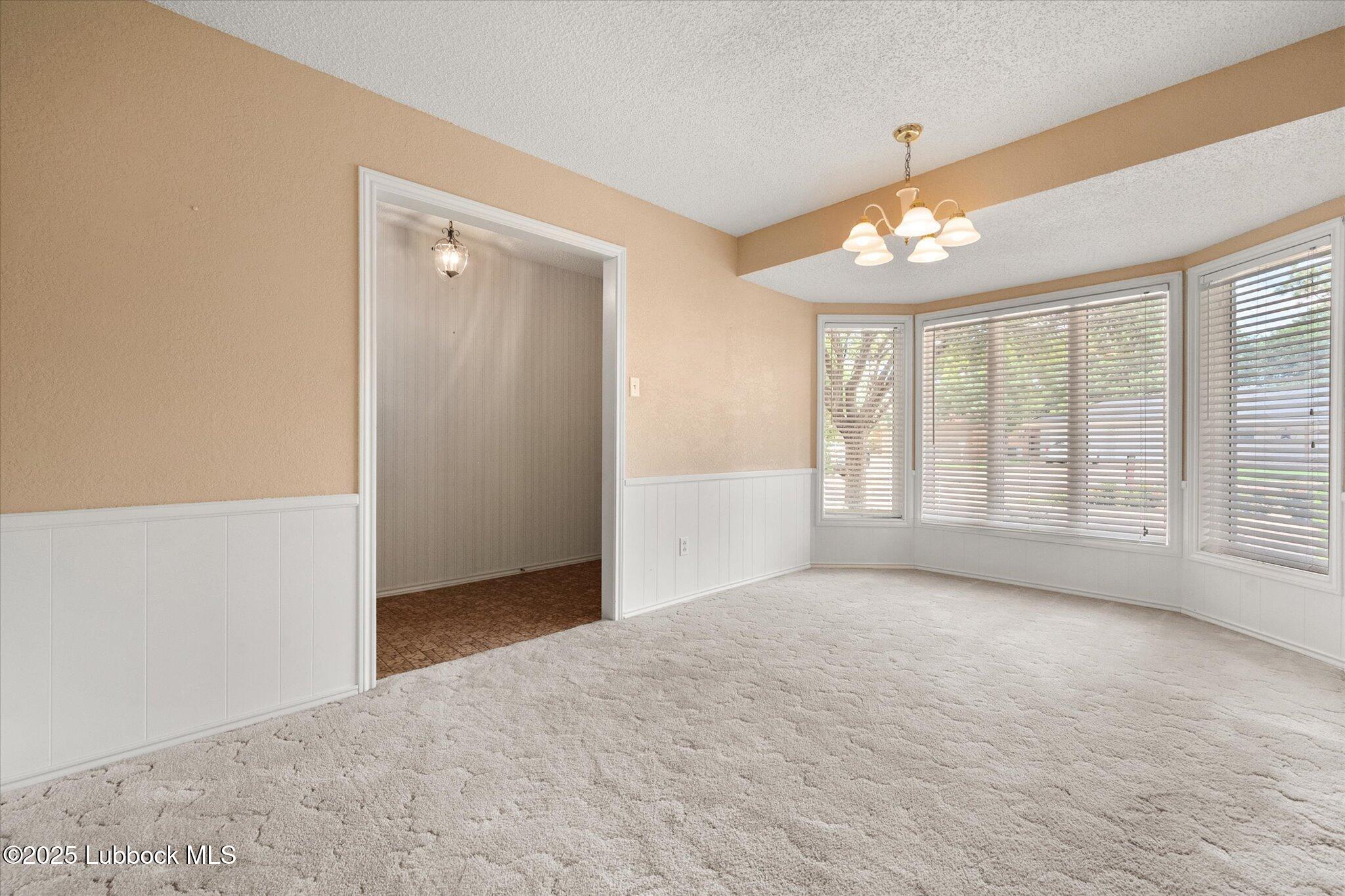 5727 68th Street Property Photo 6