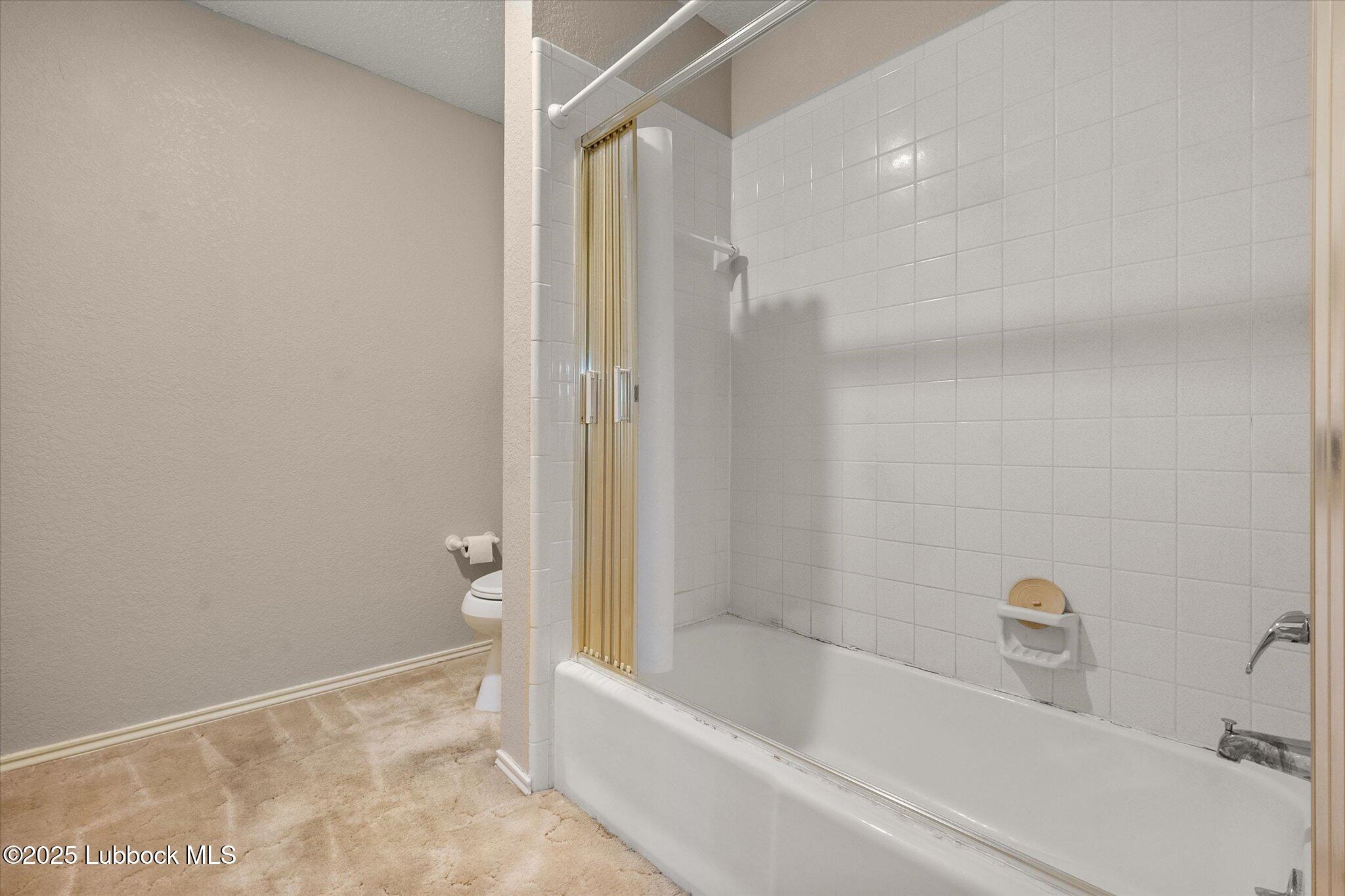 5727 68th Street Property Photo 16