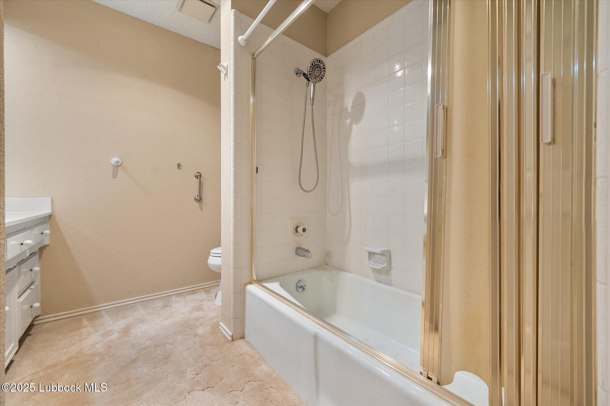 5727 68th Street Property Photo 22