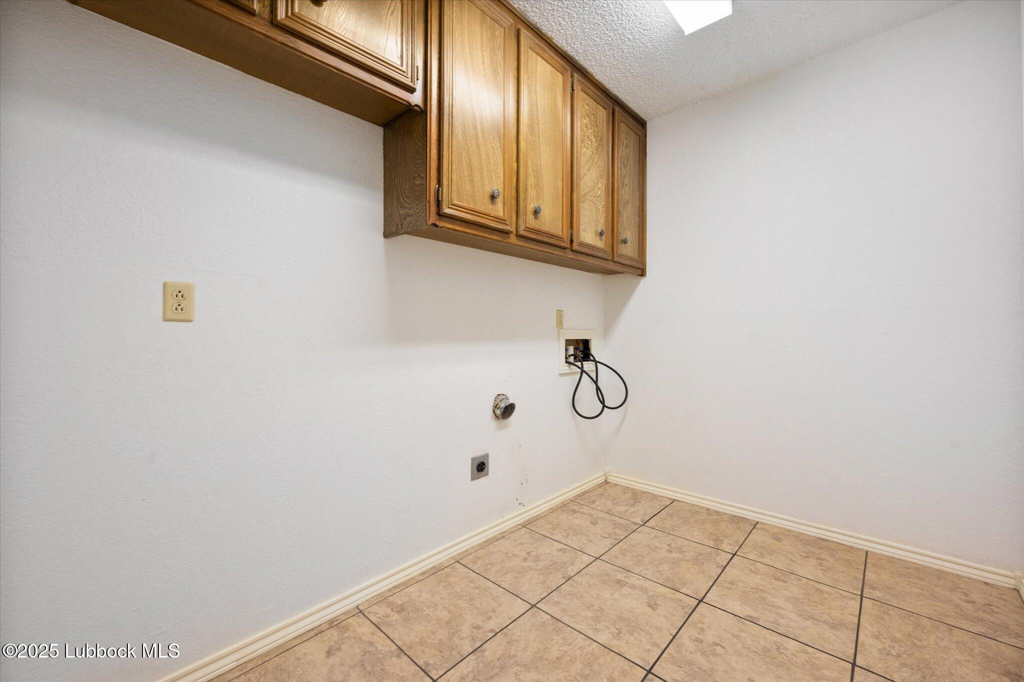 5727 68th Street Property Photo 24
