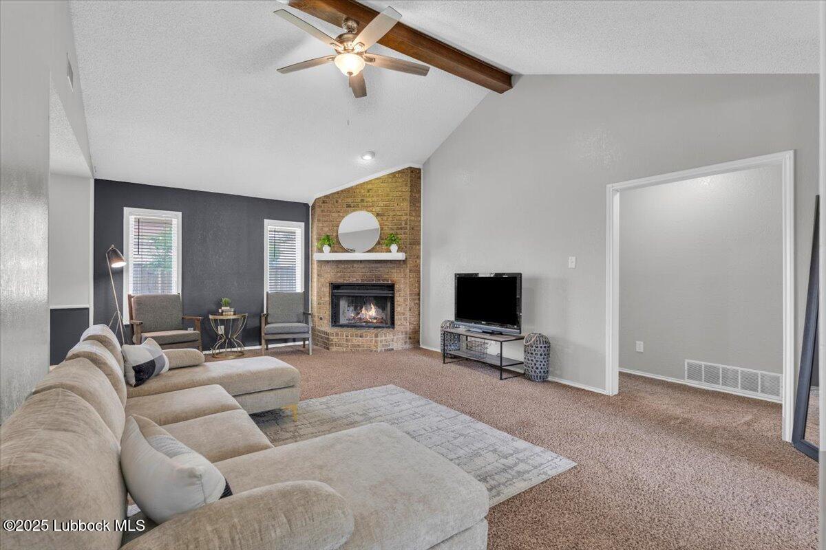 5723 87th Street Property Photo 4