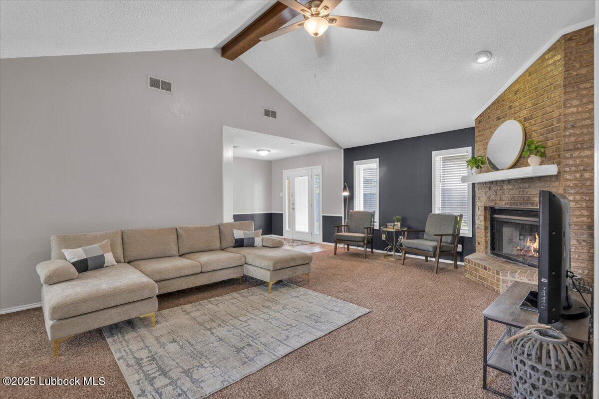 5723 87th Street Property Photo 5