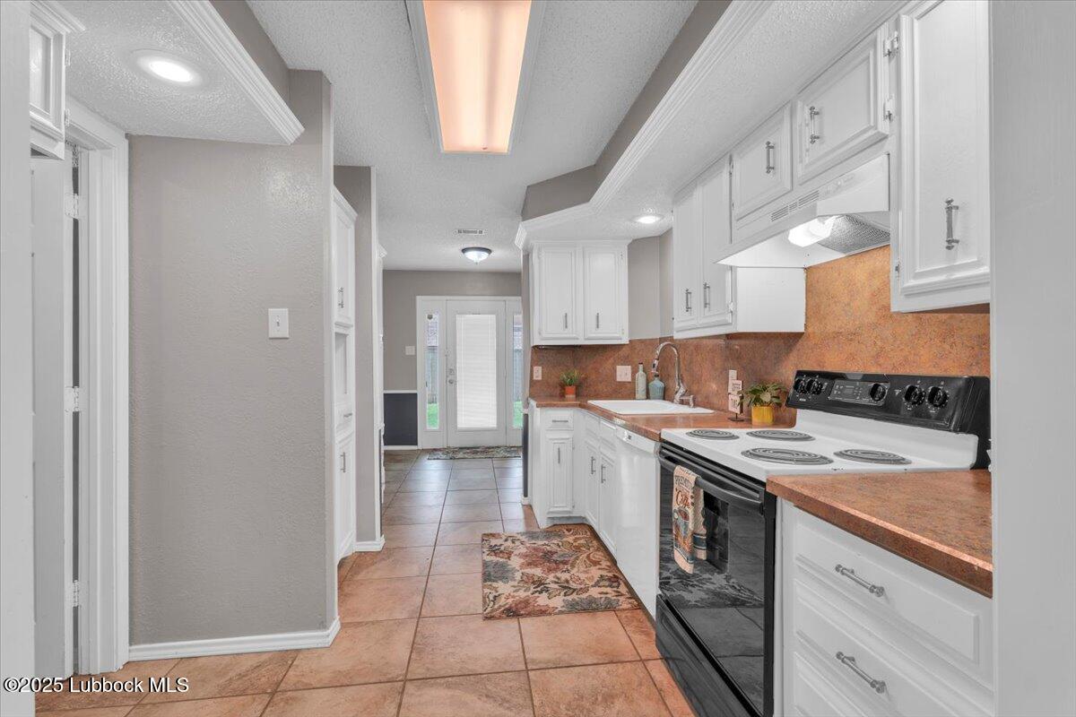 5723 87th Street Property Photo 11