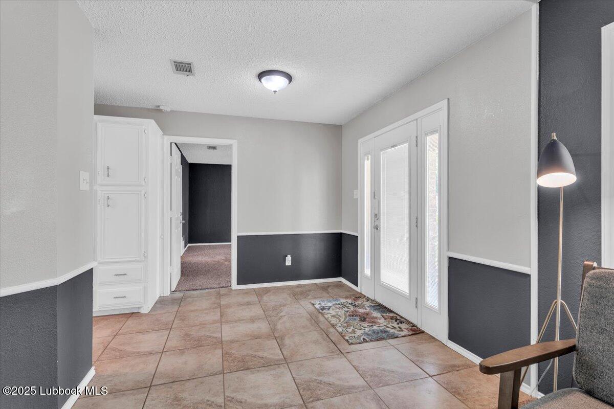 5723 87th Street Property Photo 12