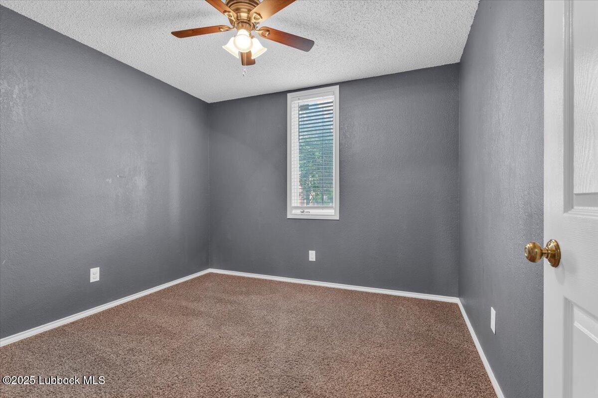 5723 87th Street Property Photo 22