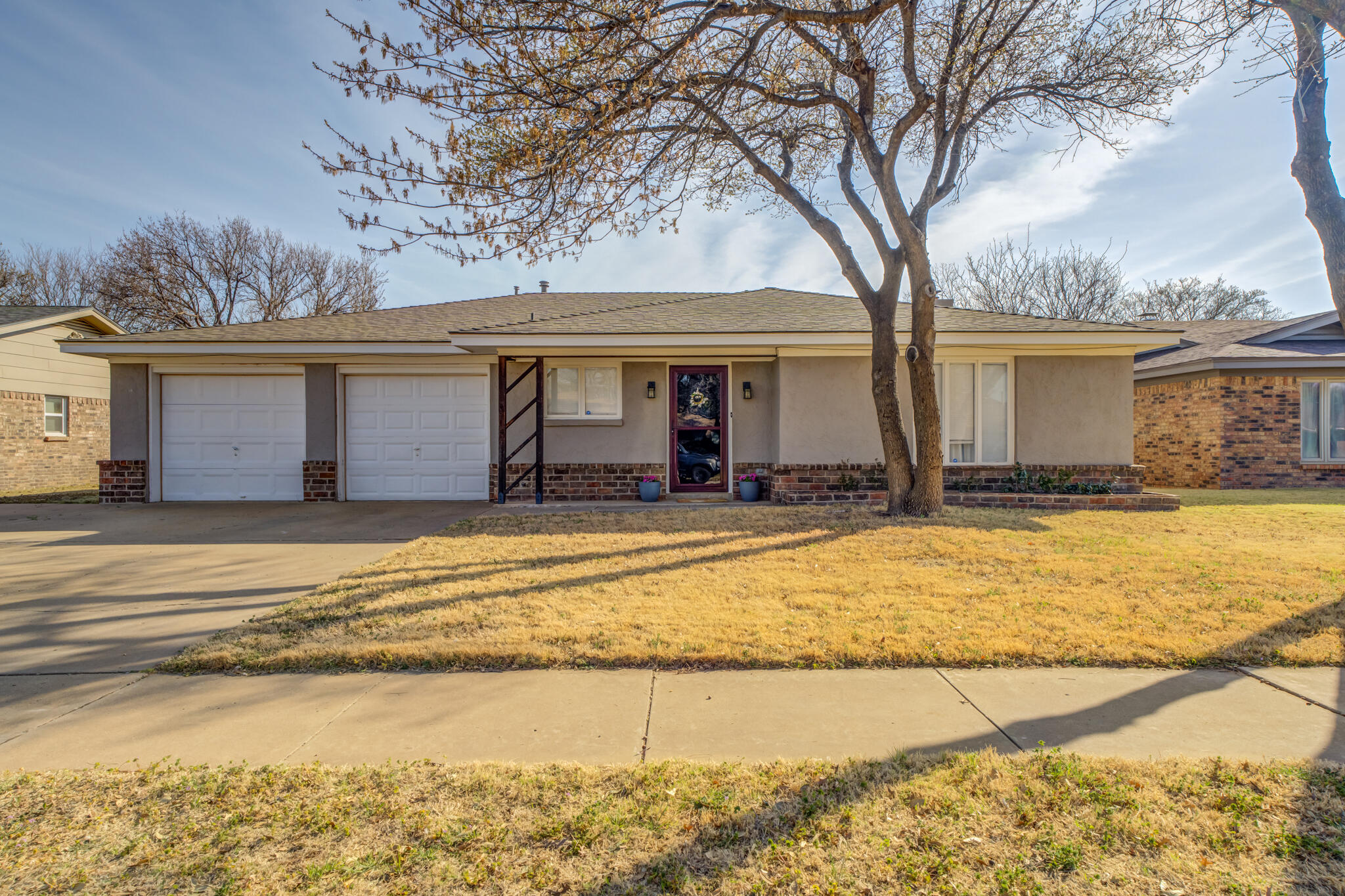 8523 Jordan Drive Property Photo 1