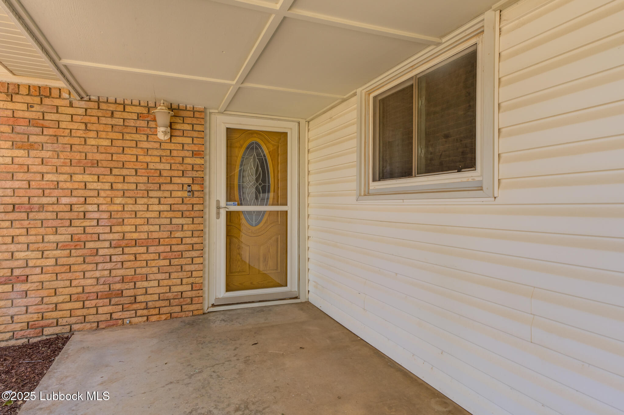 1308 E Buckley Street Property Photo 4