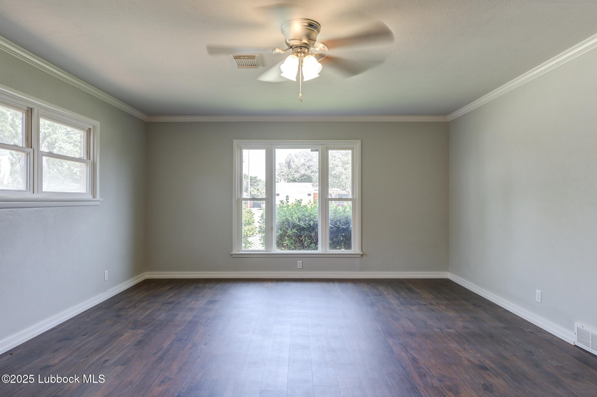 1308 E Buckley Street Property Photo 6