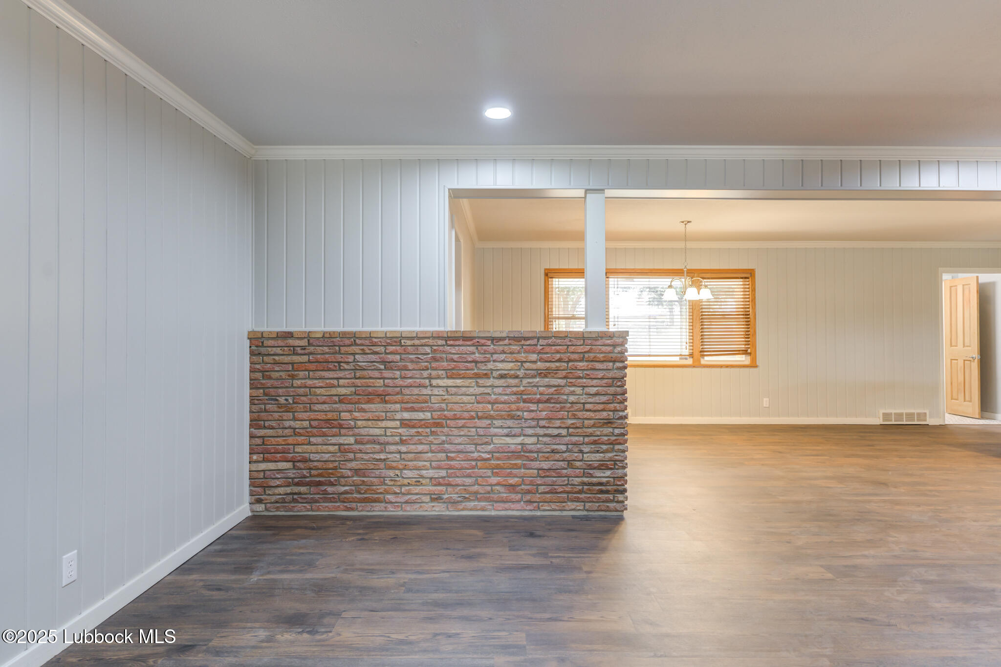 1308 E Buckley Street Property Photo 10
