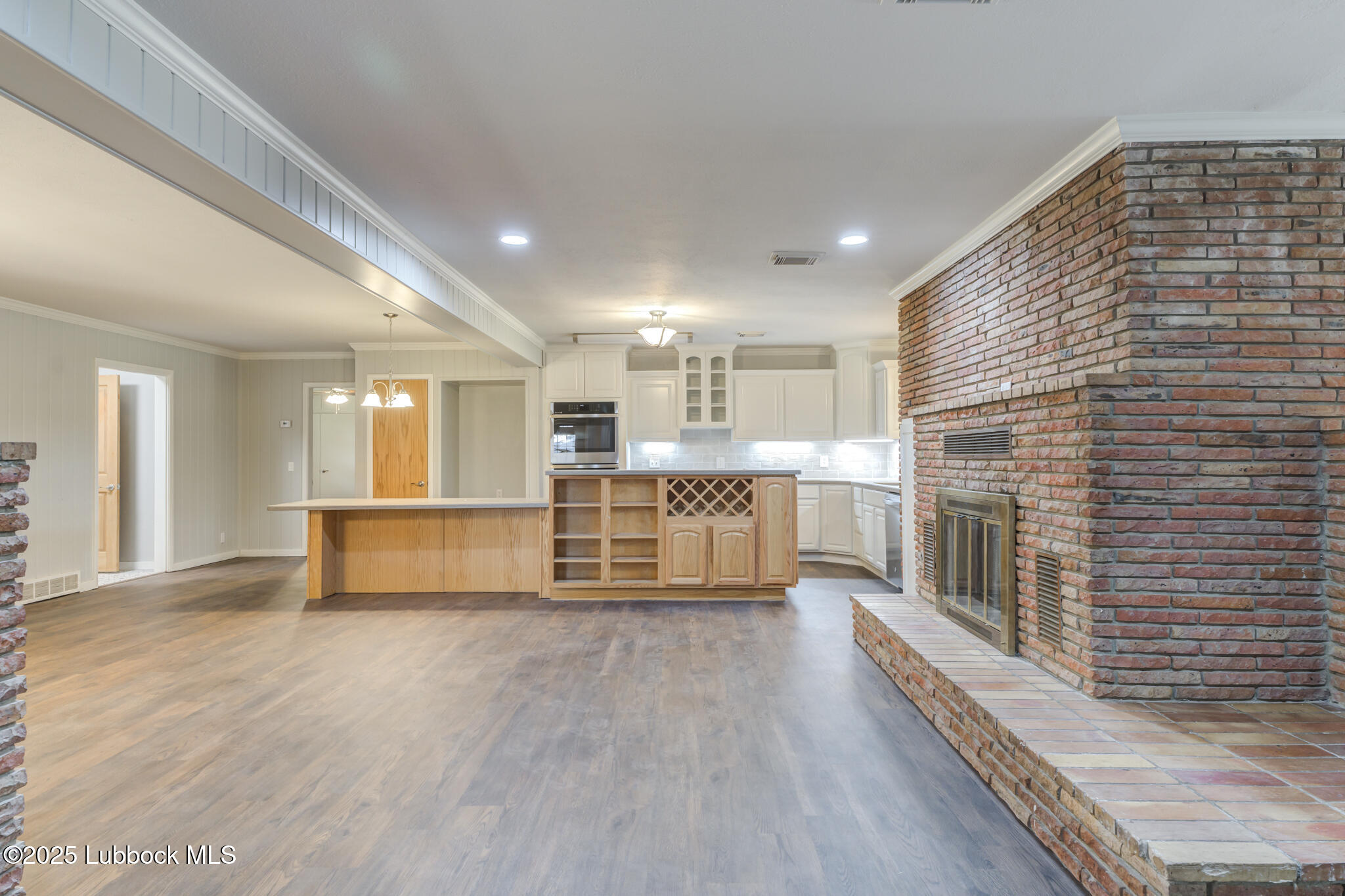 1308 E Buckley Street Property Photo 11