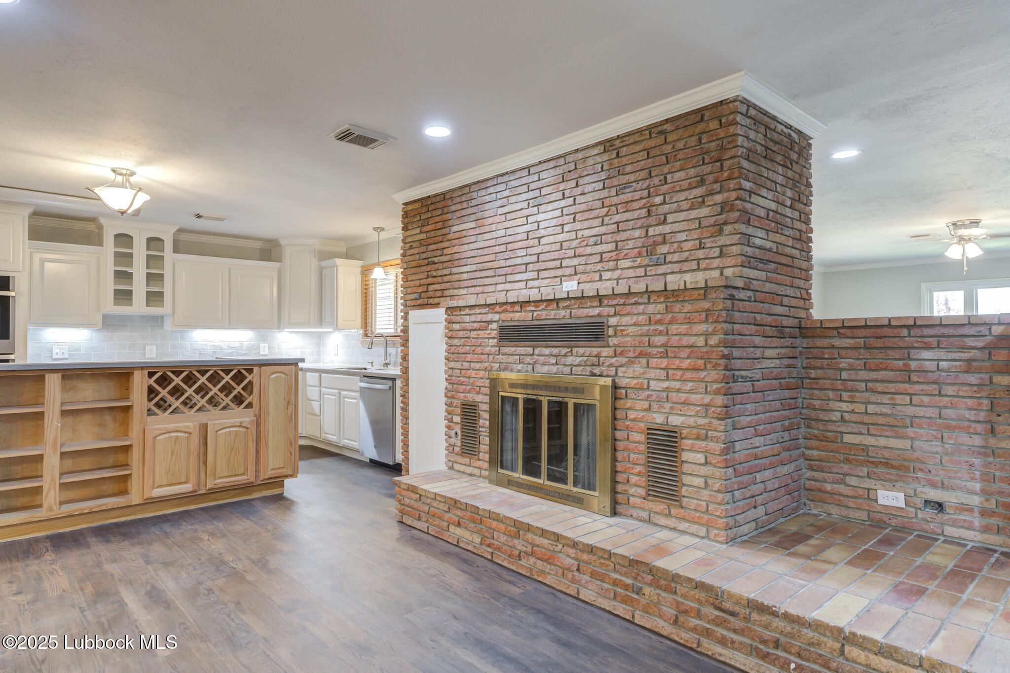1308 E Buckley Street Property Photo 14