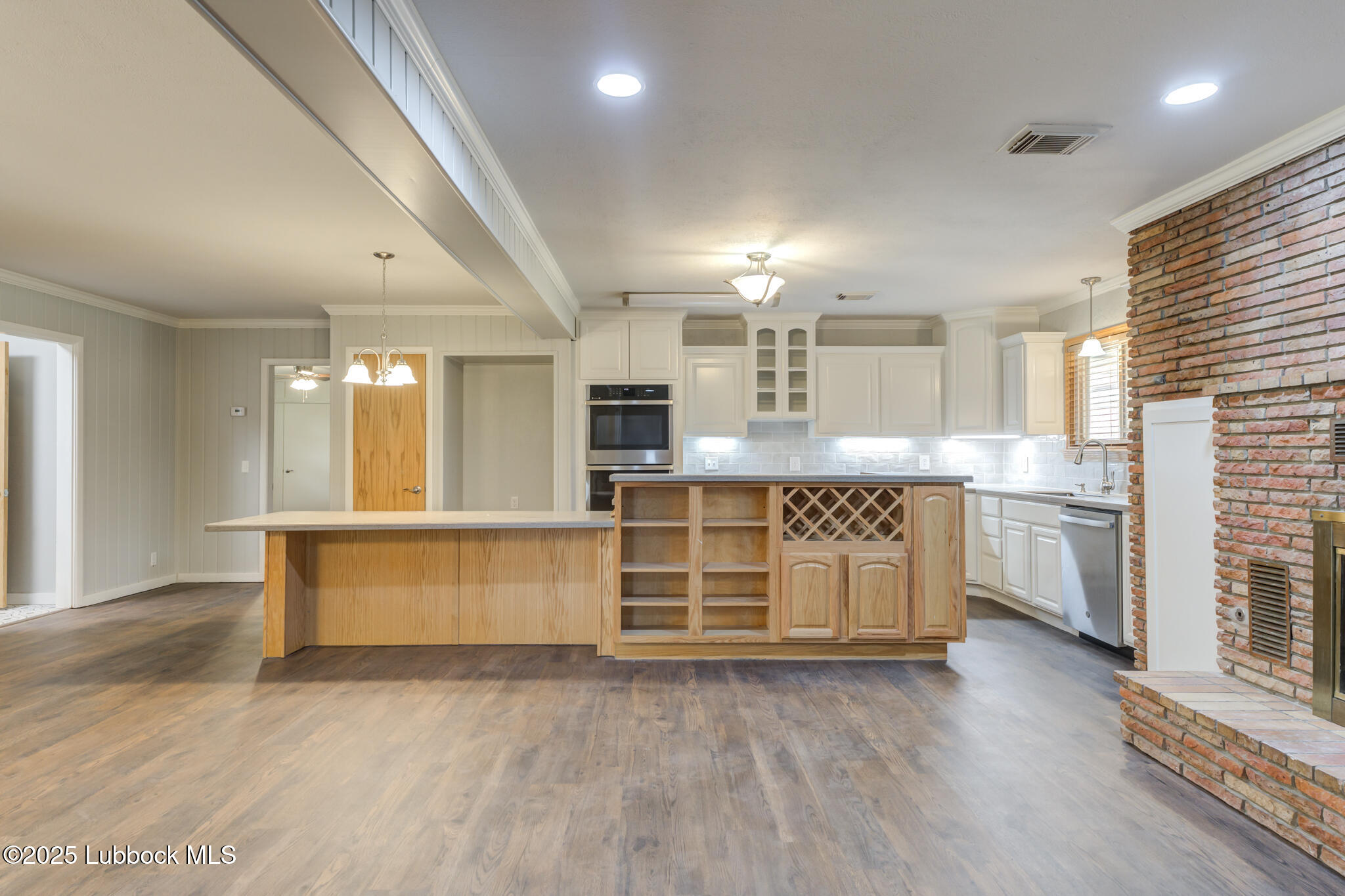 1308 E Buckley Street Property Photo 15