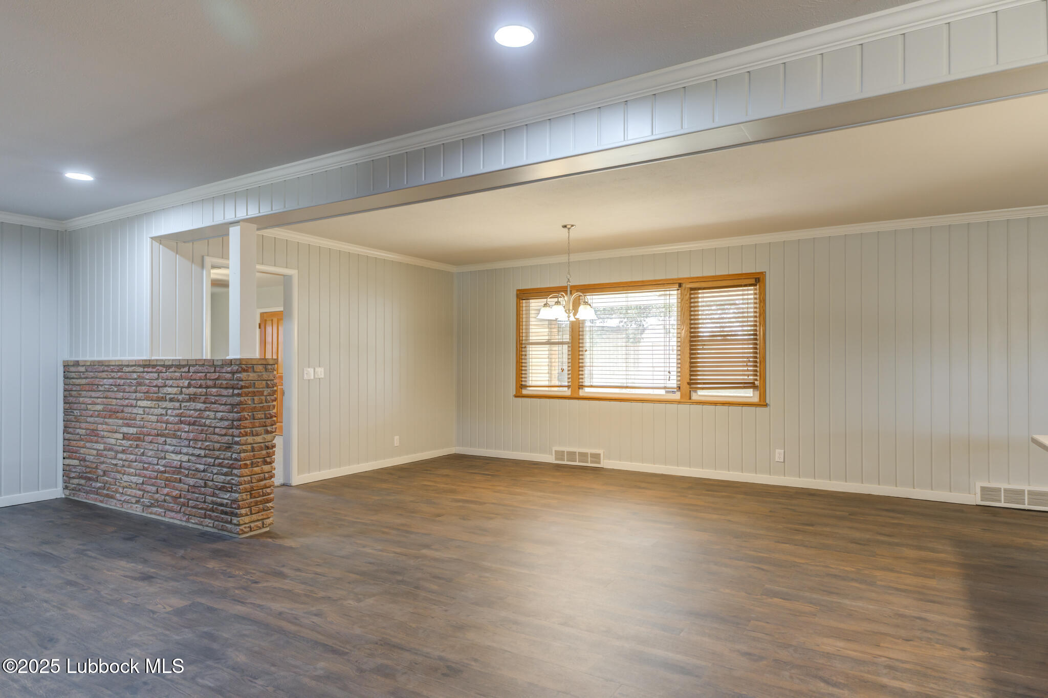 1308 E Buckley Street Property Photo 18