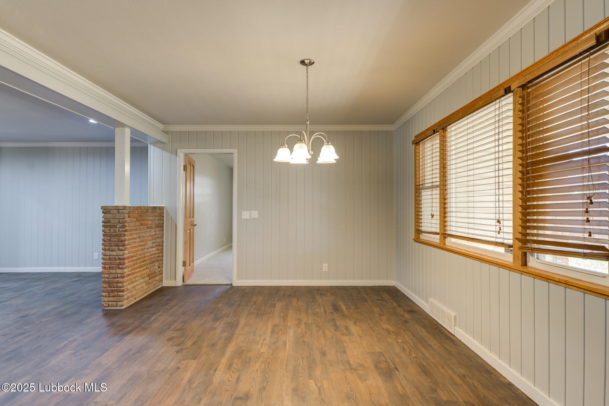1308 E Buckley Street Property Photo 20