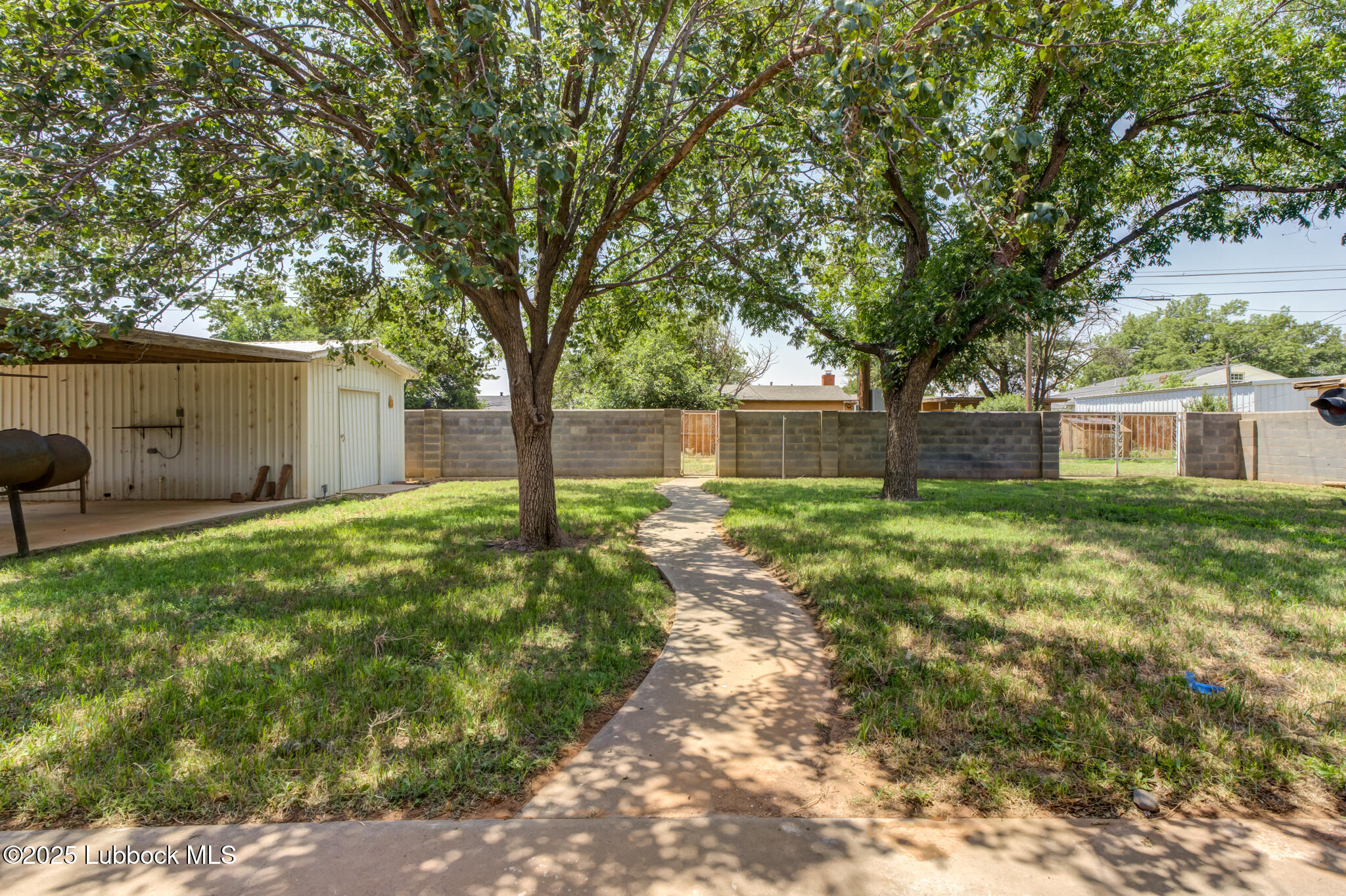 1308 E Buckley Street Property Photo 57