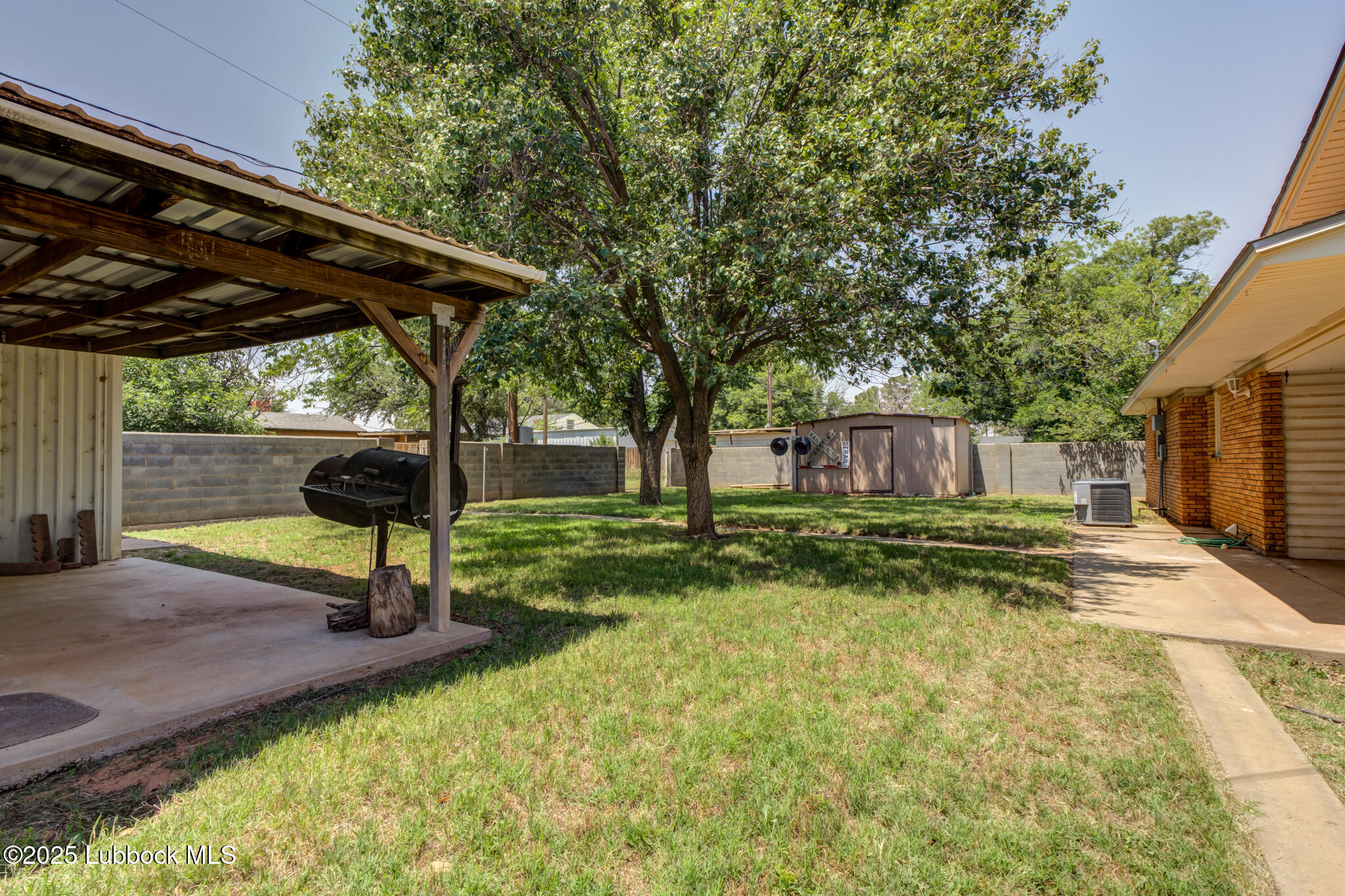 1308 E Buckley Street Property Photo 60