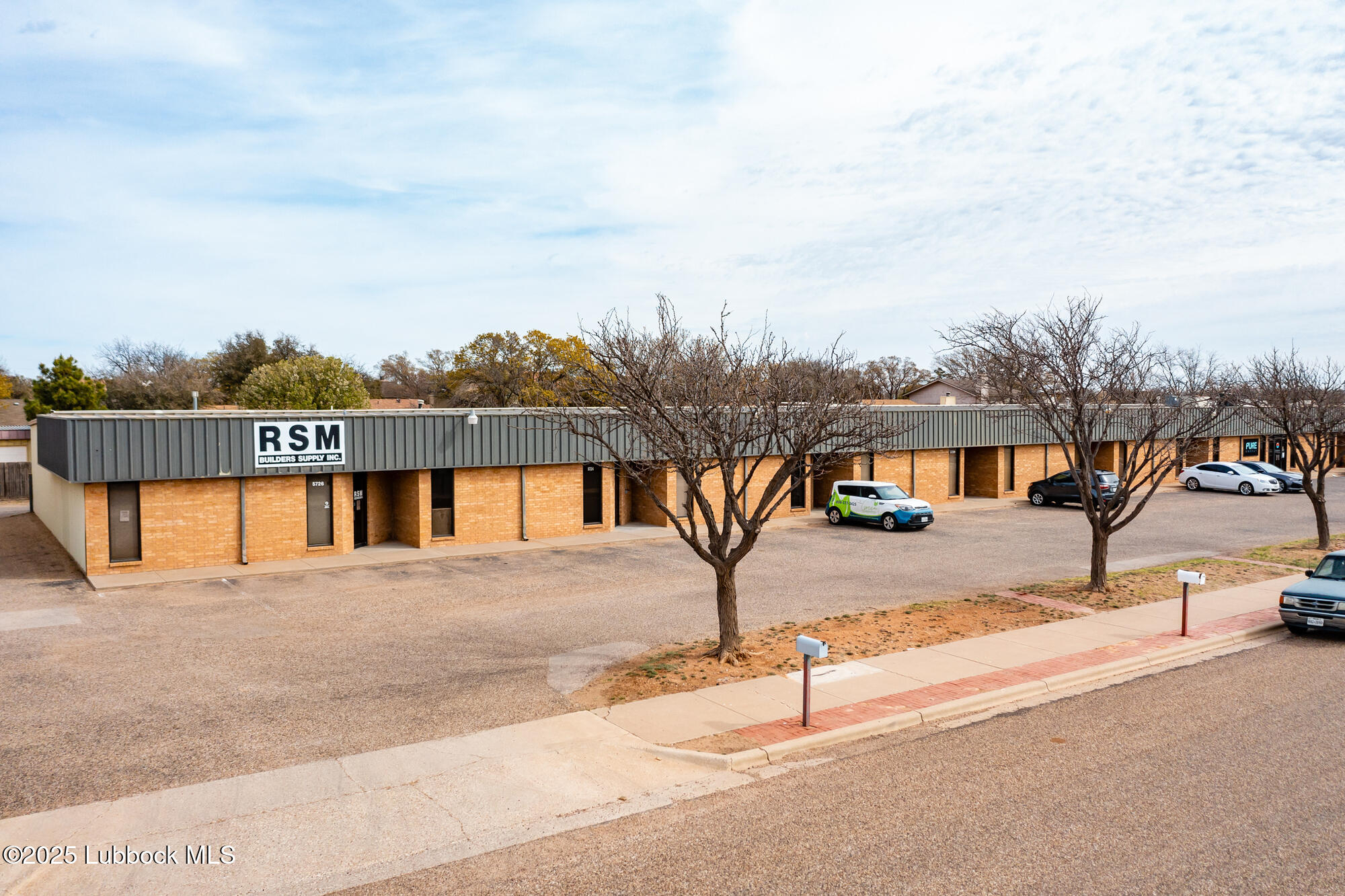 5724 40th Street Property Photo 19
