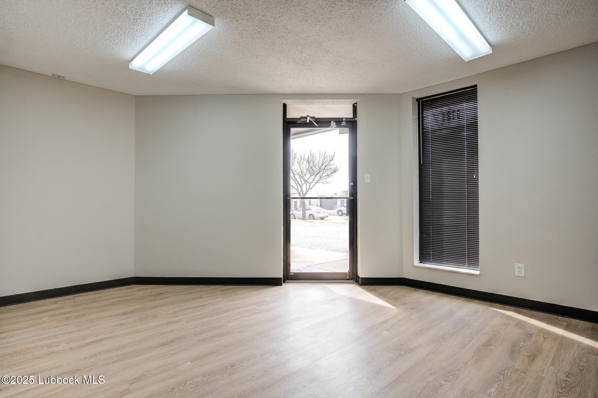 5724 40th Street Property Photo 24