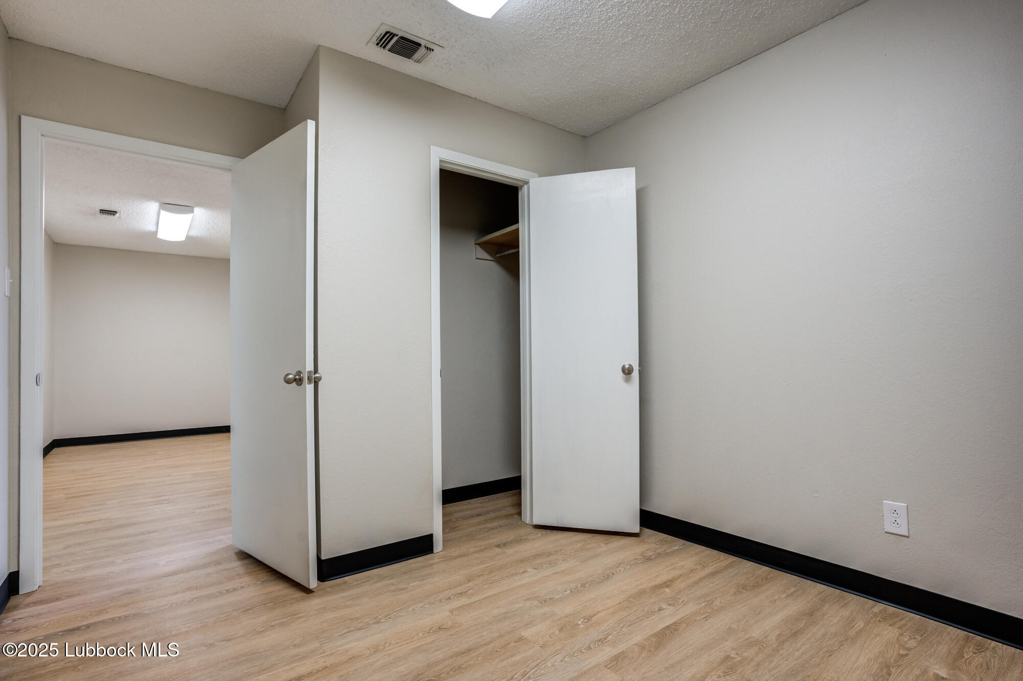 5724 40th Street Property Photo 30