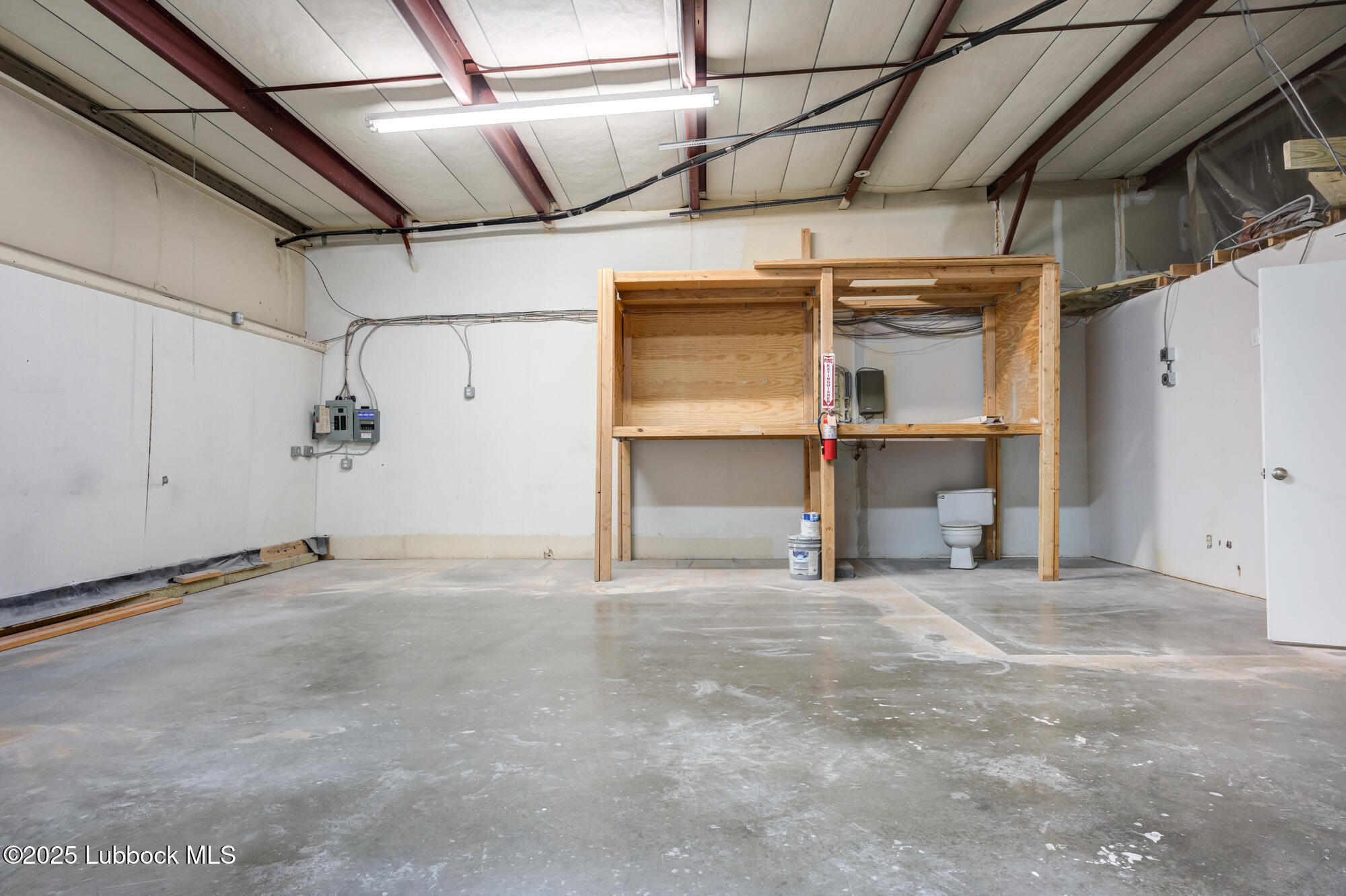 5724 40th Street Property Photo 38
