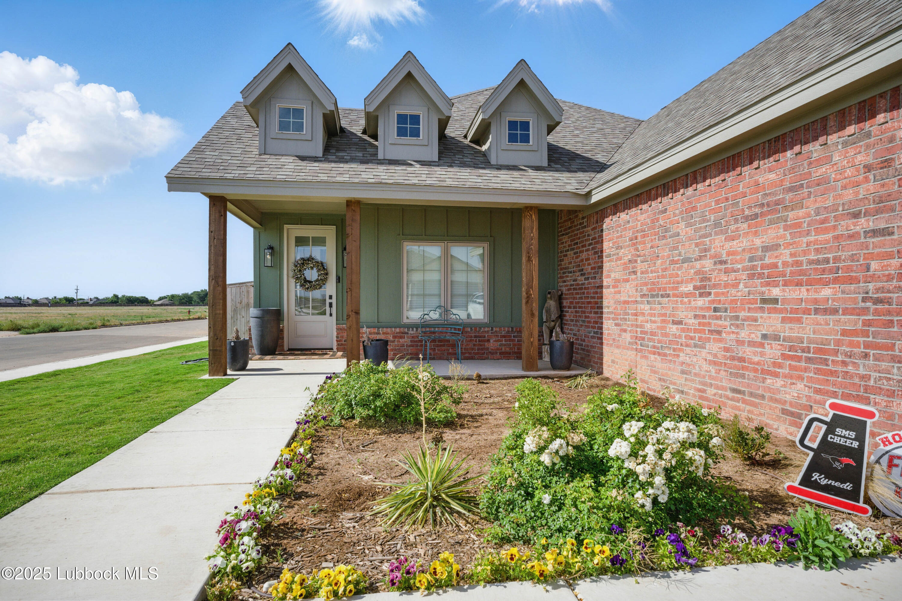 1434 15th Street Property Photo 1