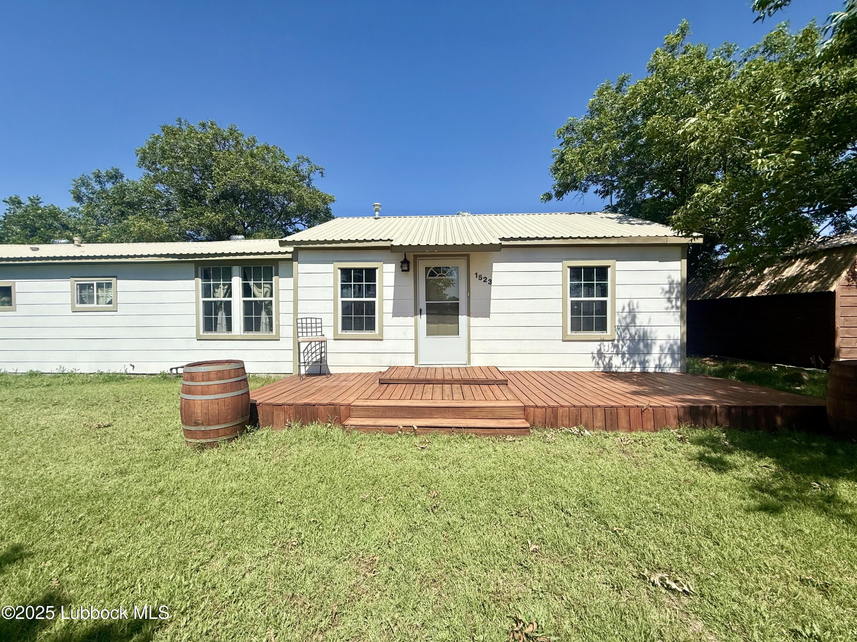 1523 134th Street Property Photo 1