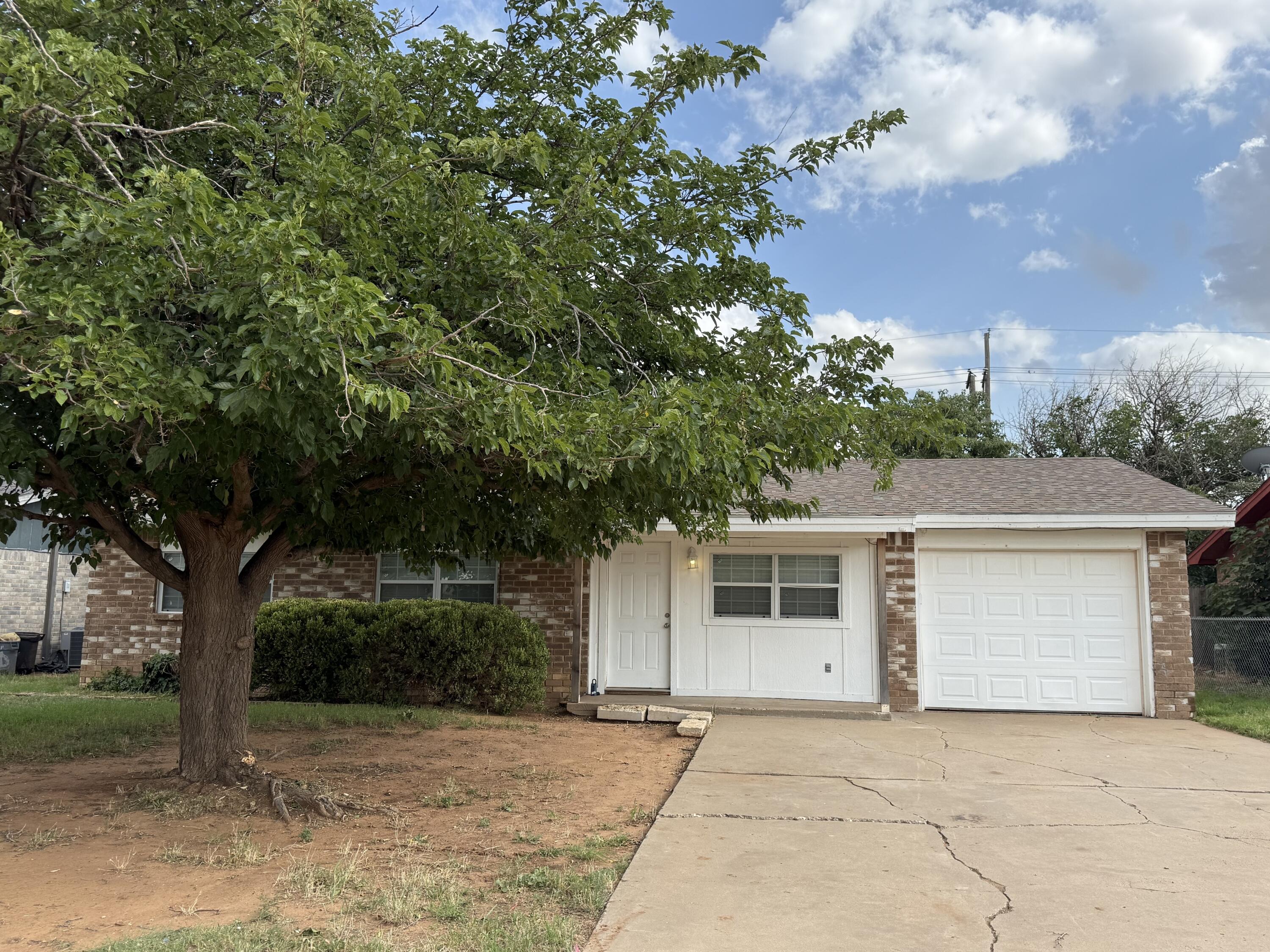 4417 Lehigh Street Property Photo