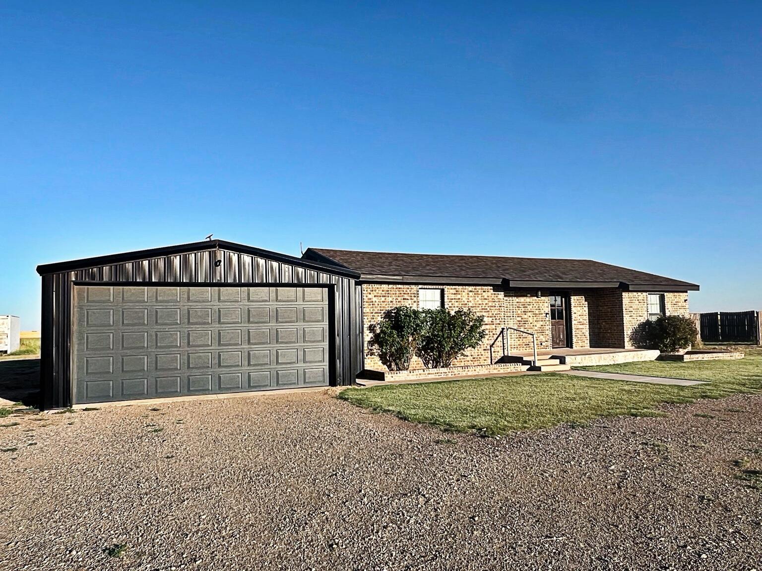 16704 County Rd 1350 Property Photo 1