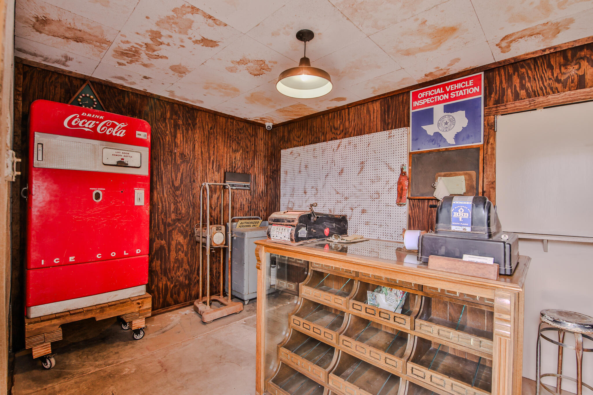 1942 Texas Avenue Property Photo 4